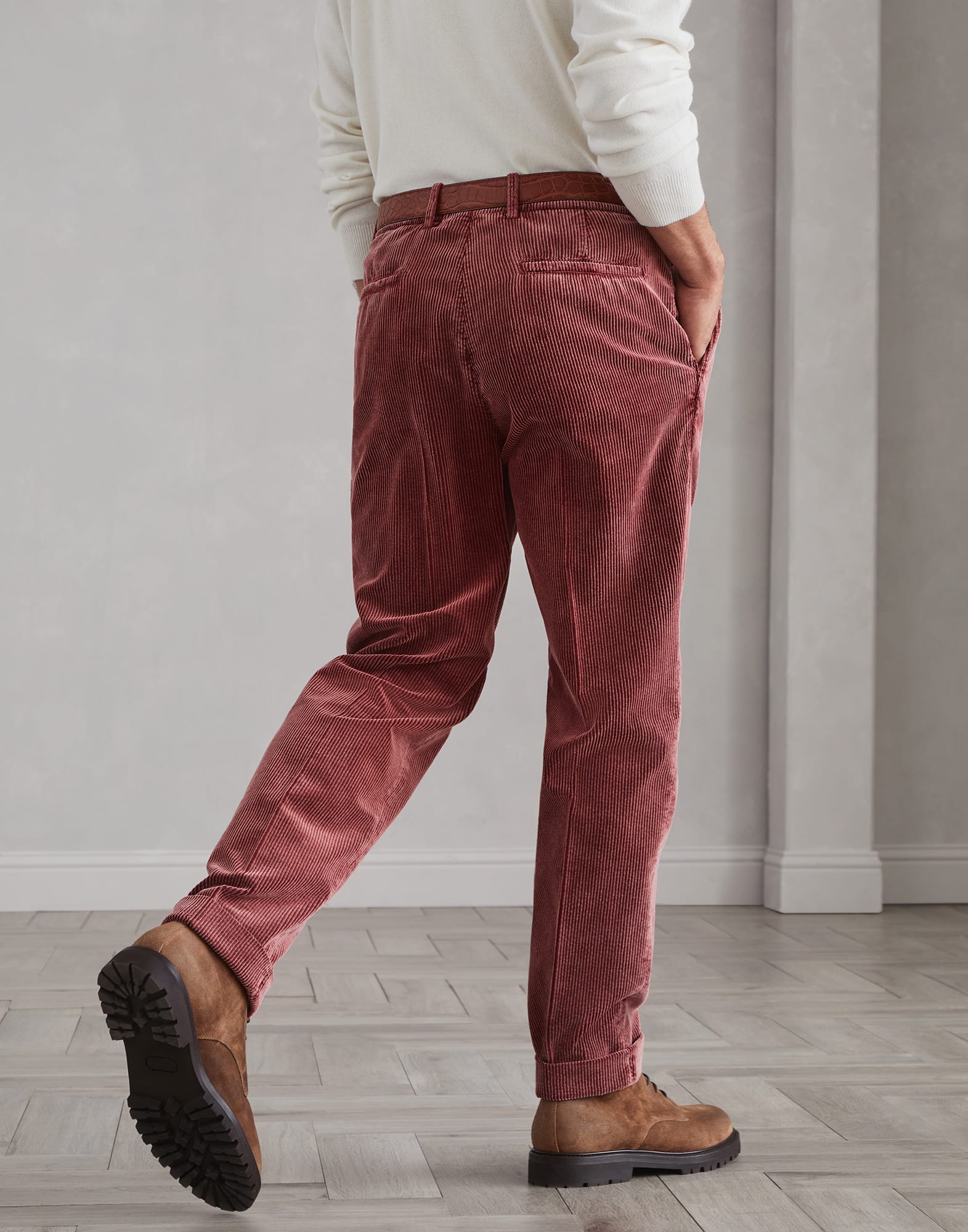 【国際ブランド】 fit Leisure trousers for (242M280DE1450C6320) pleats with パンツ