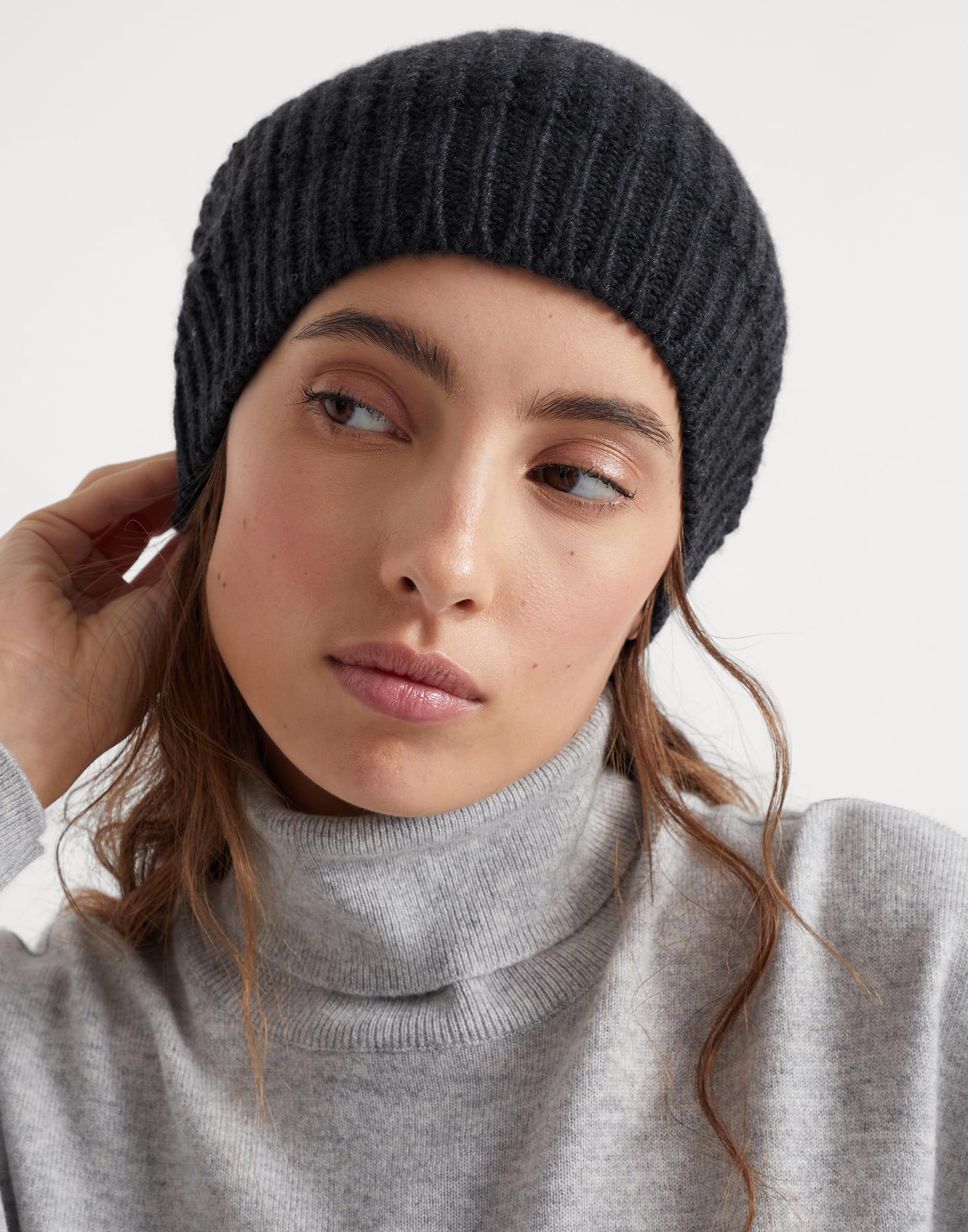カシミヤ＆シルク ニットキャップ (242M32373999C9504) for レディース | Brunello Cucinelli