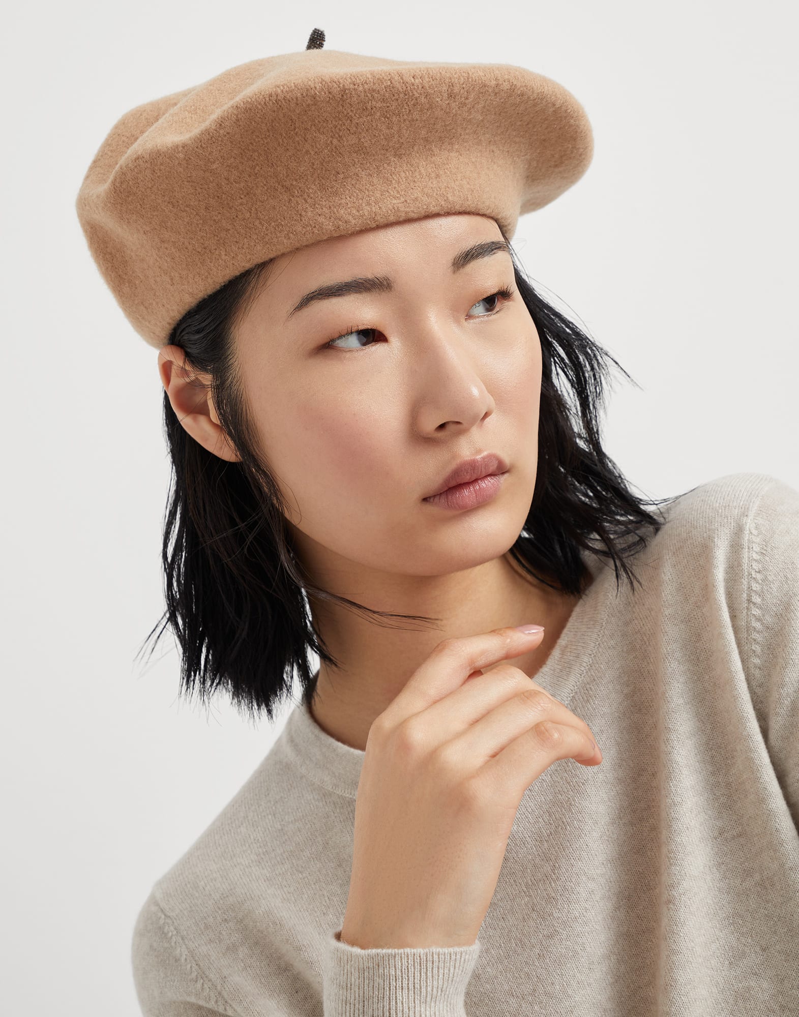 Wool beret (242MCAP90136C9730) for Woman | Brunello Cucinelli