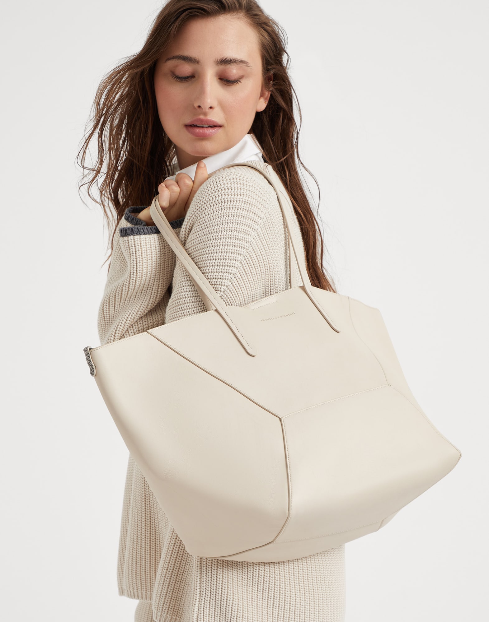 カーフスキン BC Duo バッグ (242MBHED2571C8772) for レディース | Brunello Cucinelli