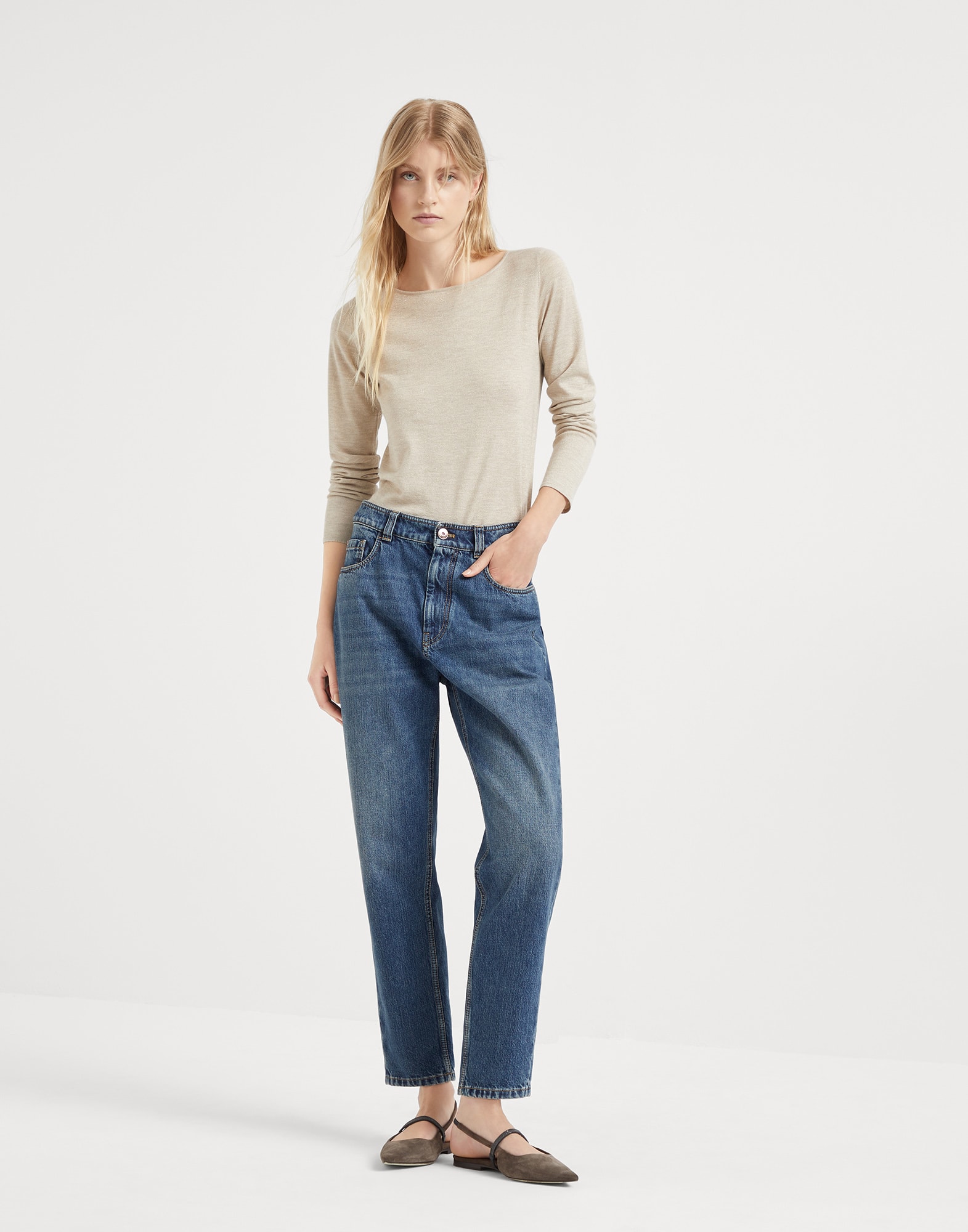 数量は多 Baggy Denim trousers Woman for (242MA095P5732C8995) パンツ