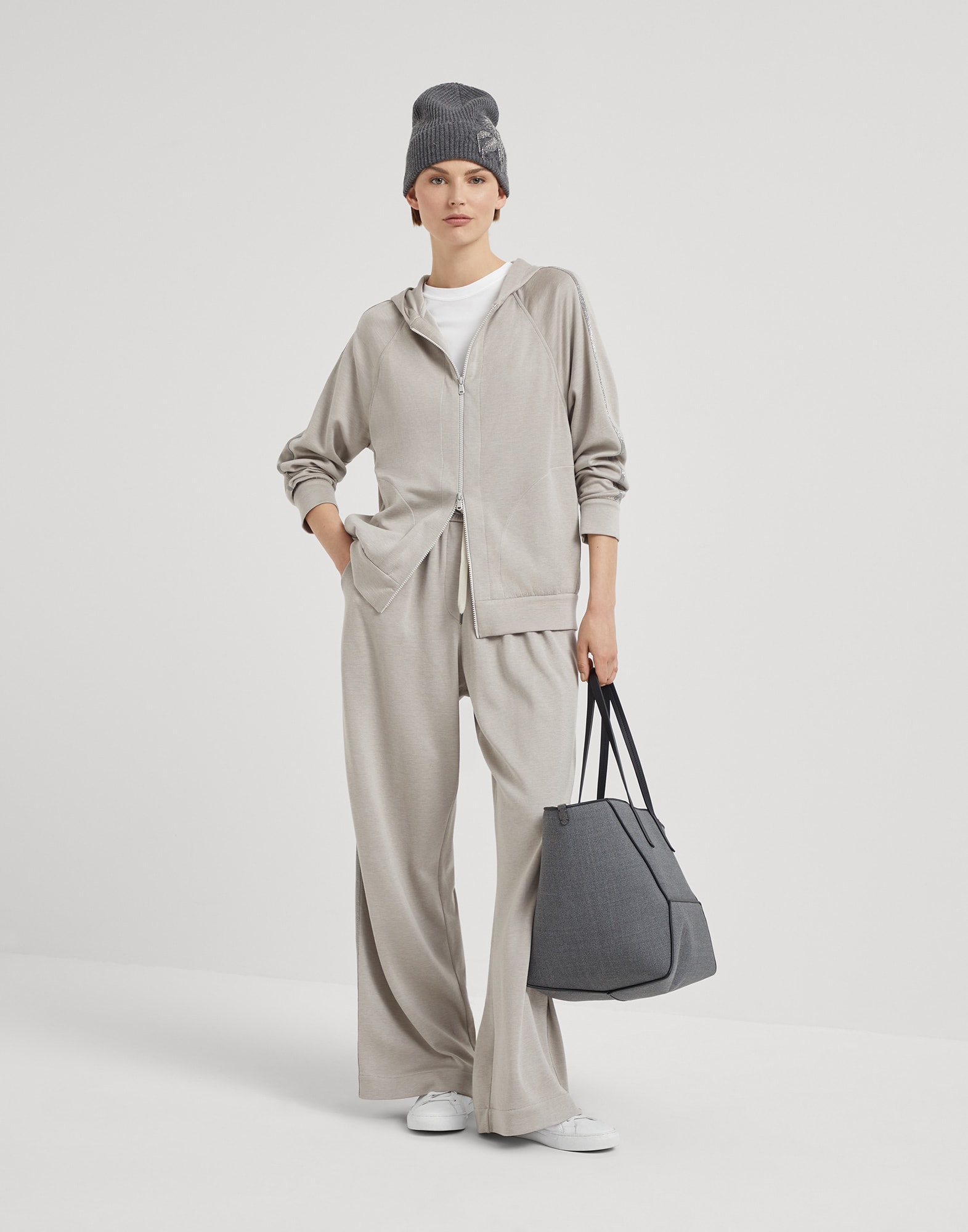 Wide trousers (242MD828SM689C9593) for Woman | Brunello