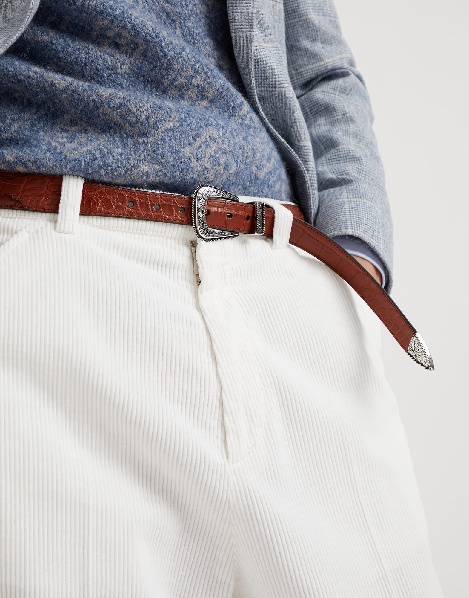 Belt with detailed buckle