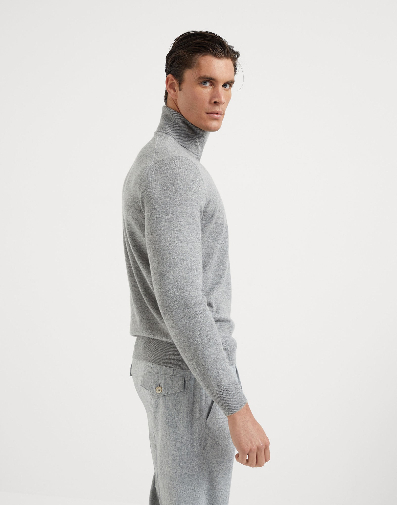 【WEB限定】 sweater Turtleneck (242M2200103CO312) Brunello | Man for Tops
