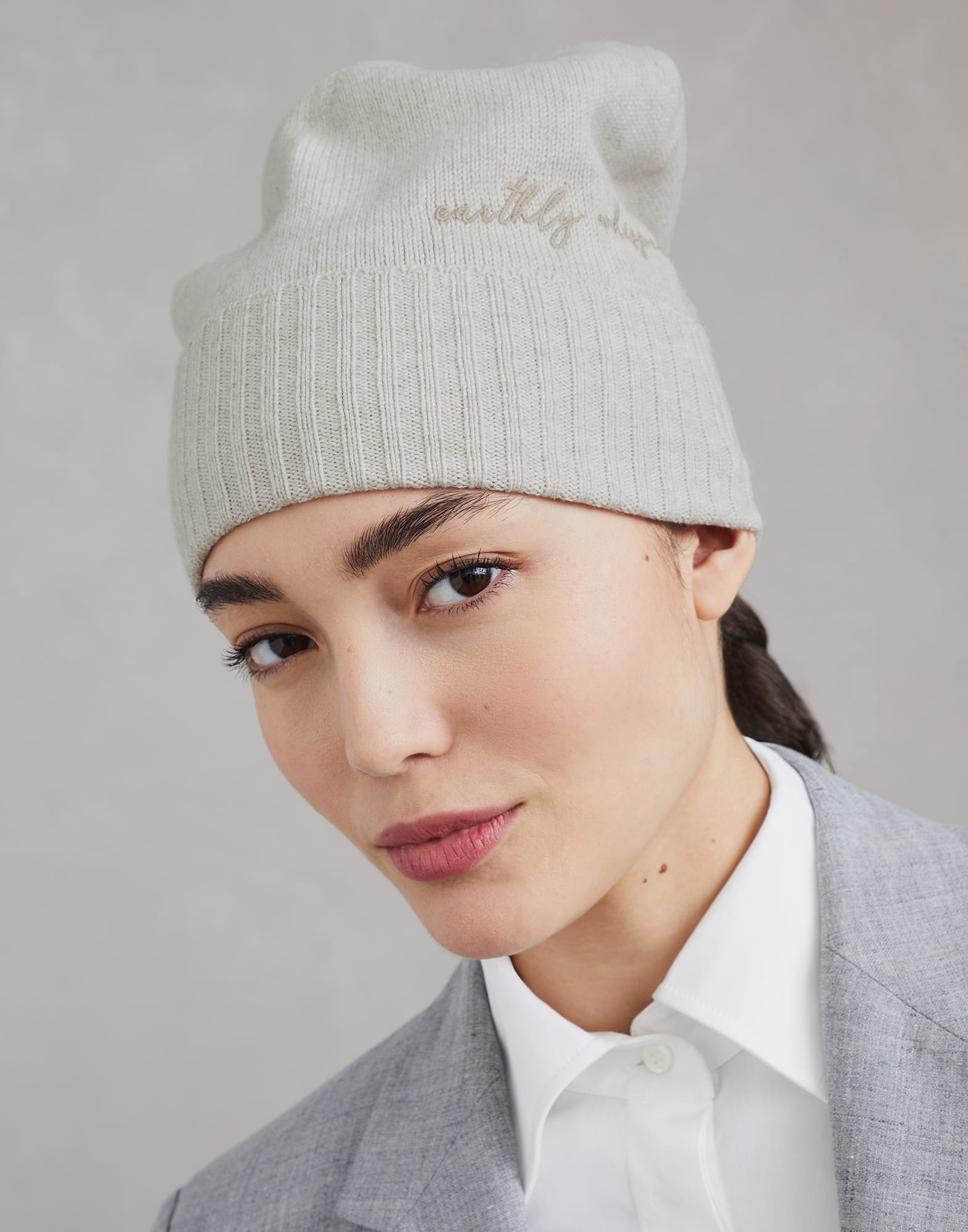 Knit beanie with embroidery Pearl Grey Woman - Brunello Cucinelli