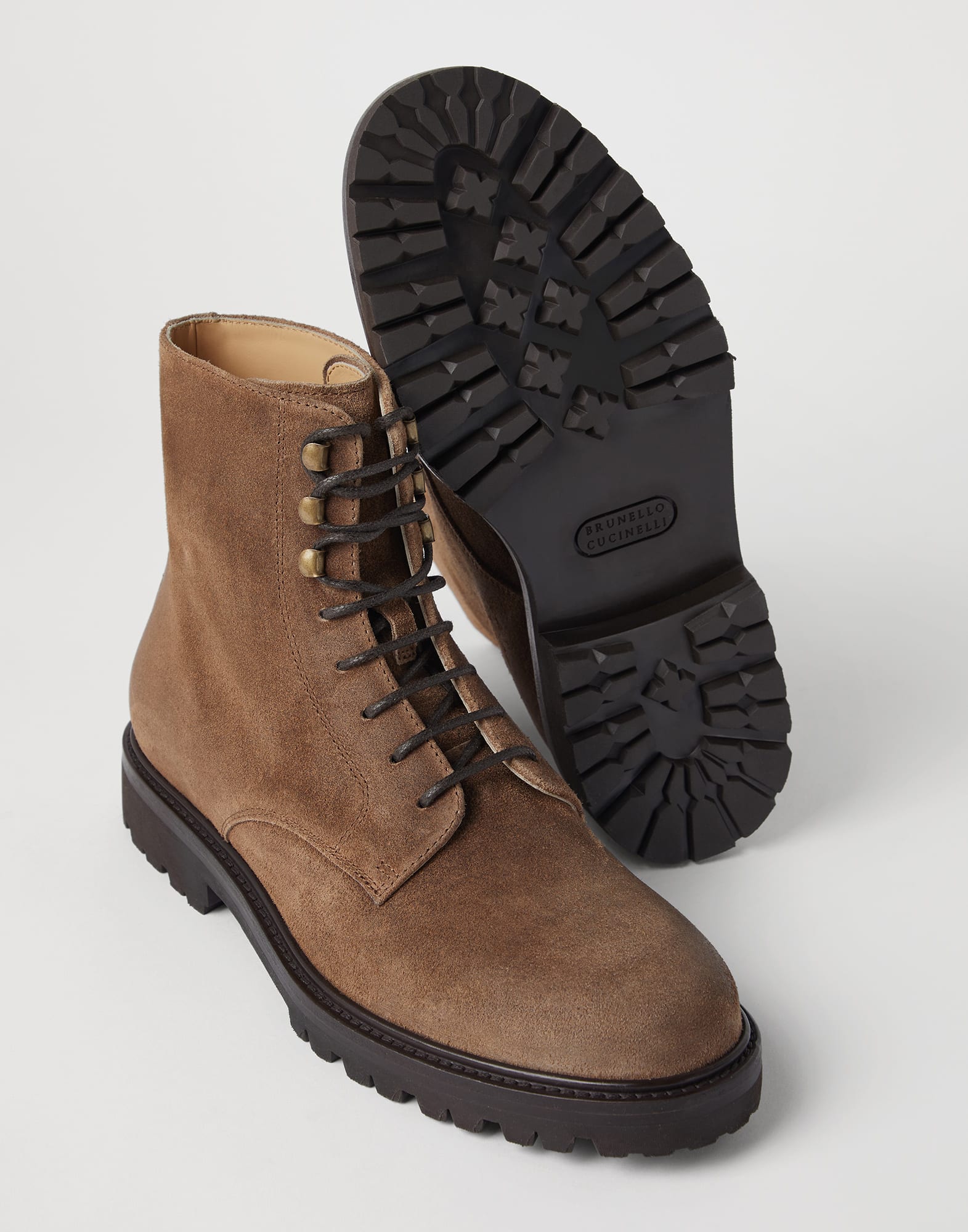 Suede boots