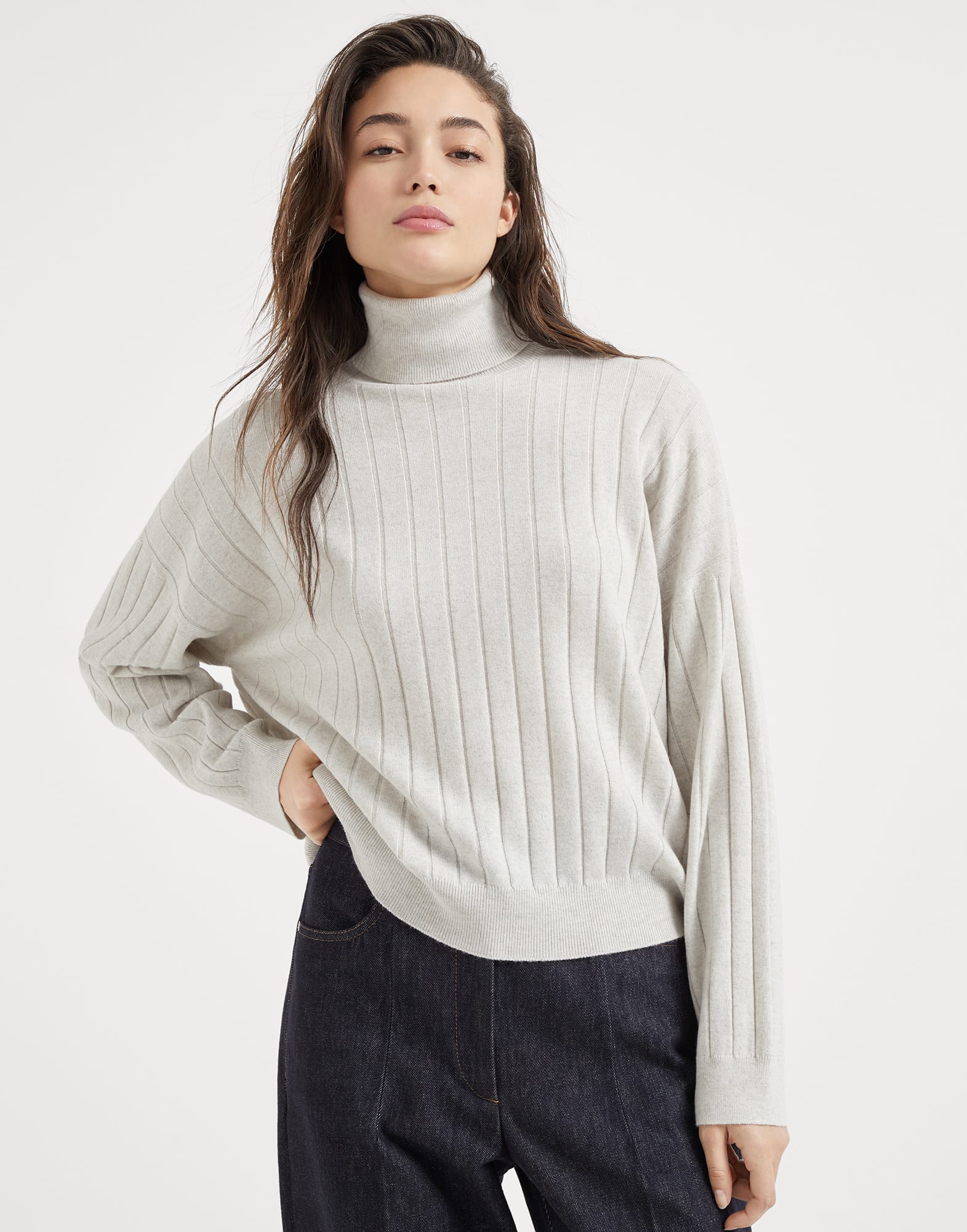 Turtleneck sweater with monili
