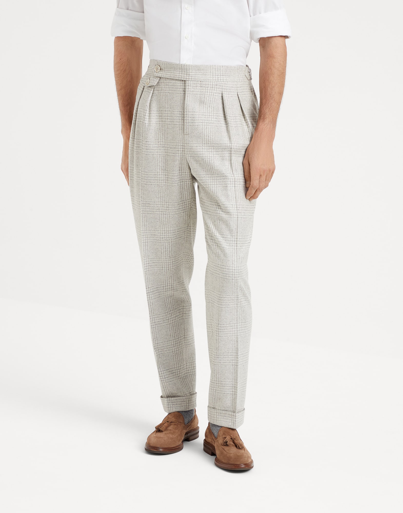 Leisure fit trousers with pleats