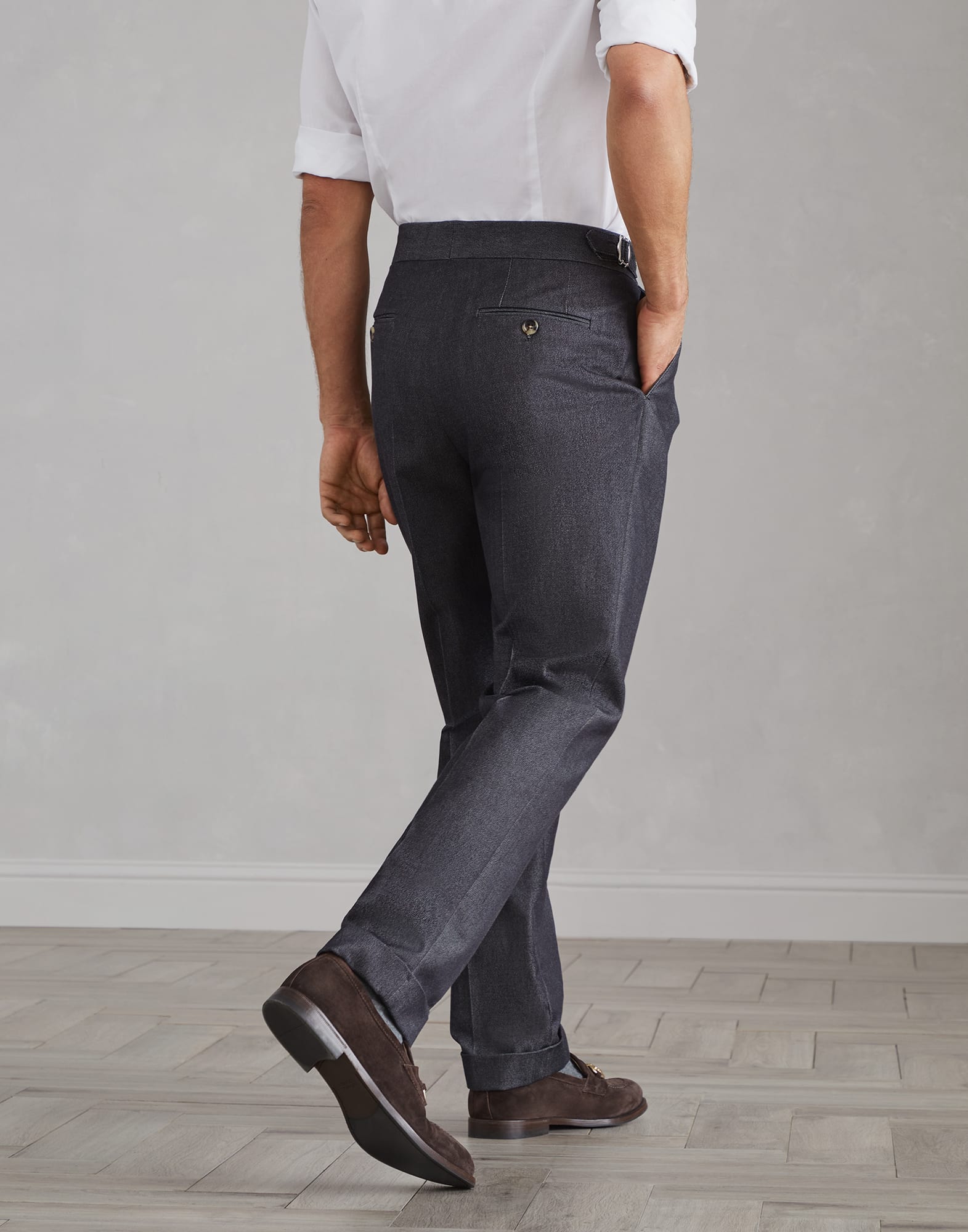Tailor fit trousers (242MY446M5030C007) for Man | Brunello