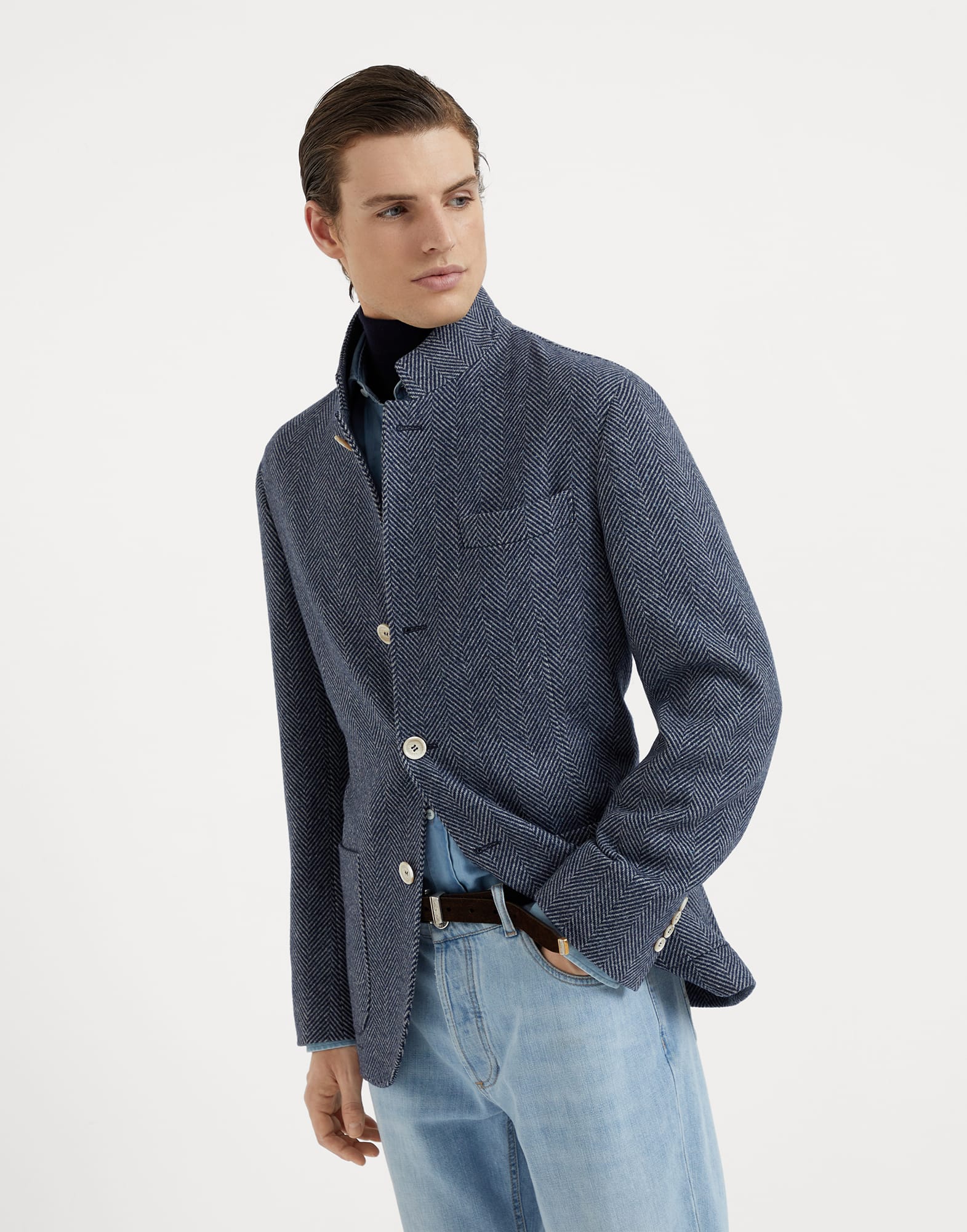 Abrigo tipo chaqueta