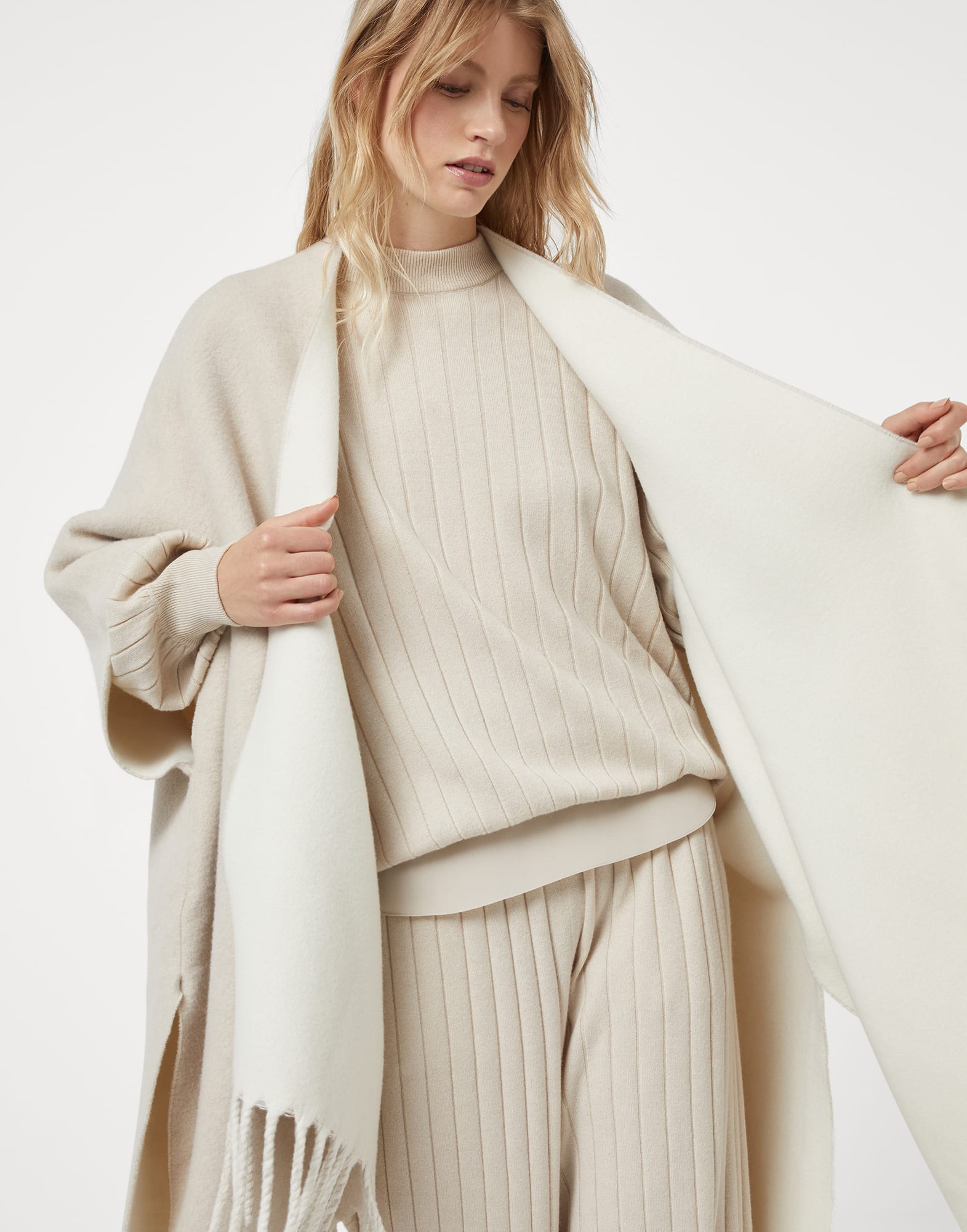 Double knit poncho (242MSCDAGP42CHA14) for Woman | Brunello Cucinelli
