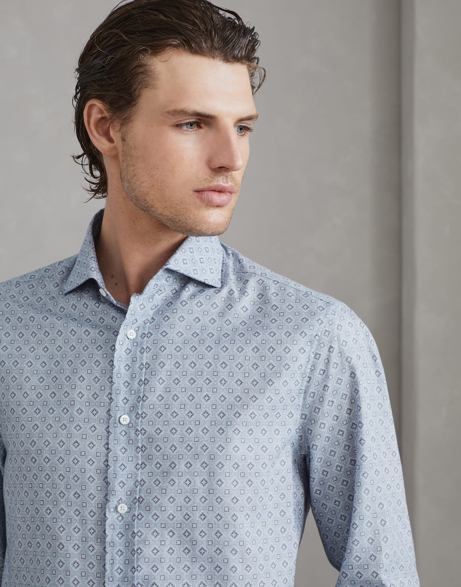 Slim fit shirt