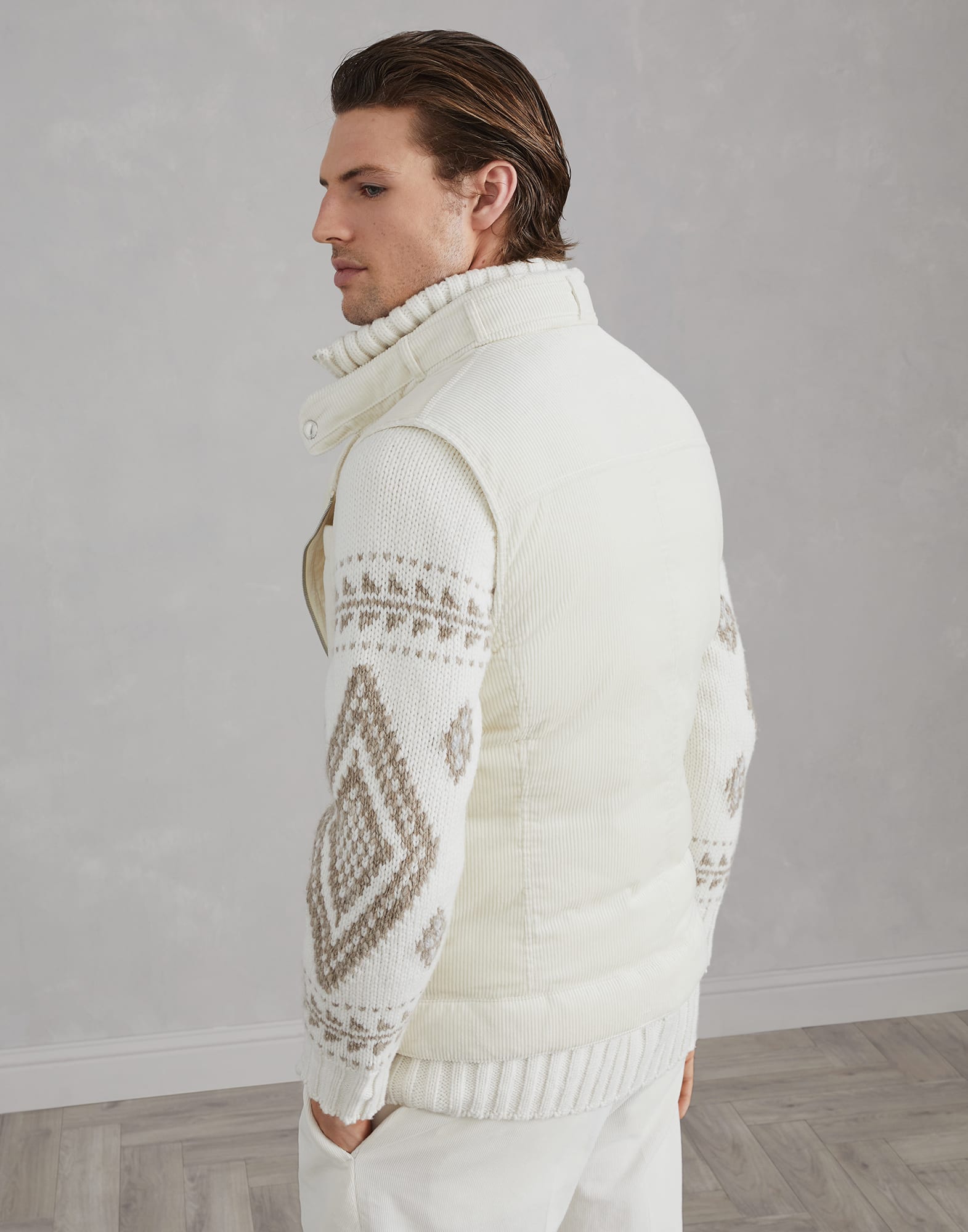 バイカースタイル ダウンベスト (242MY4751786CHU29) for メンズ | Brunello Cucinelli