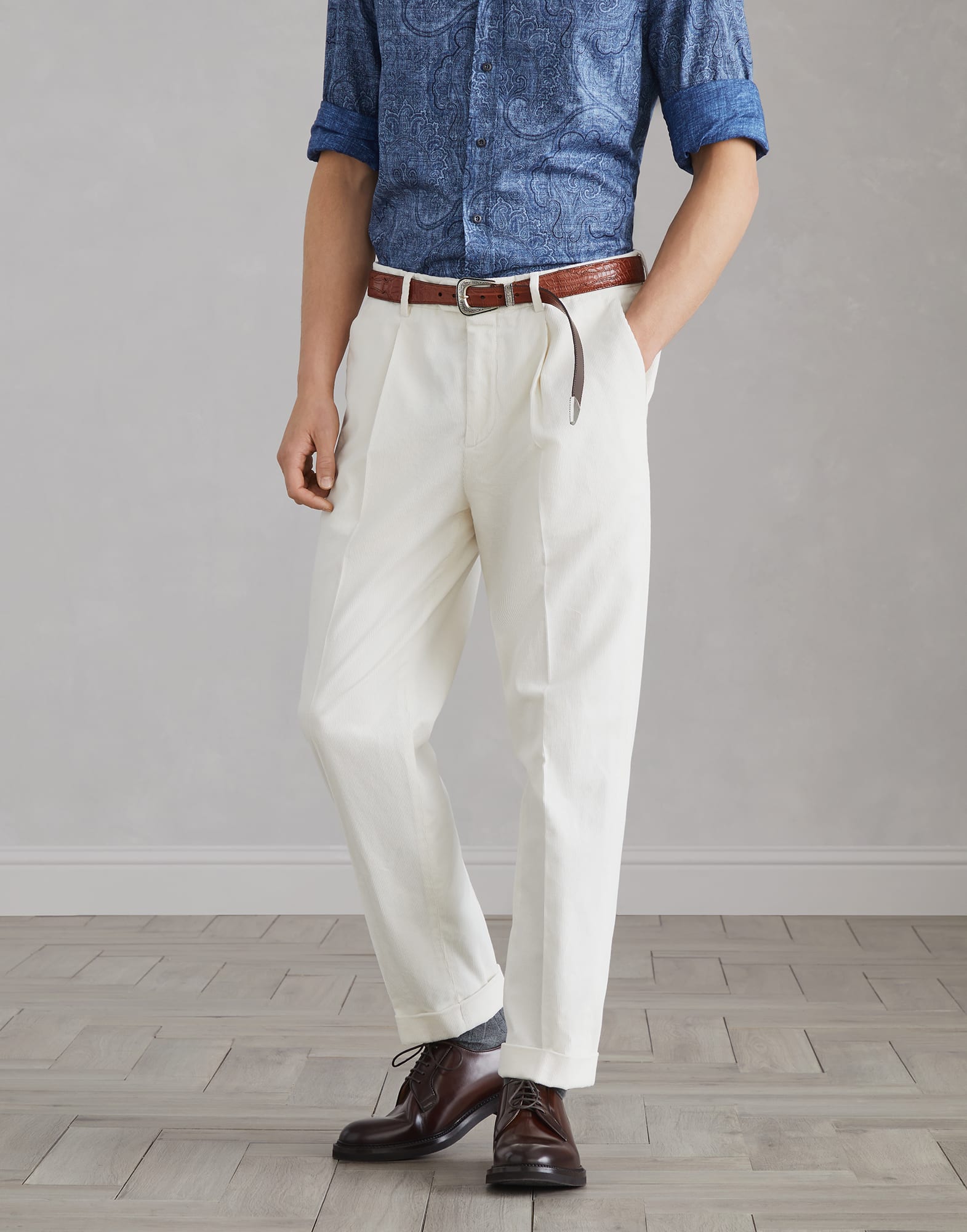 Brunello Cucinelli】2タックトラウザーズ 48 スラックス Brunello Cucinelli】2タックトラウザーズ 48 スラックス