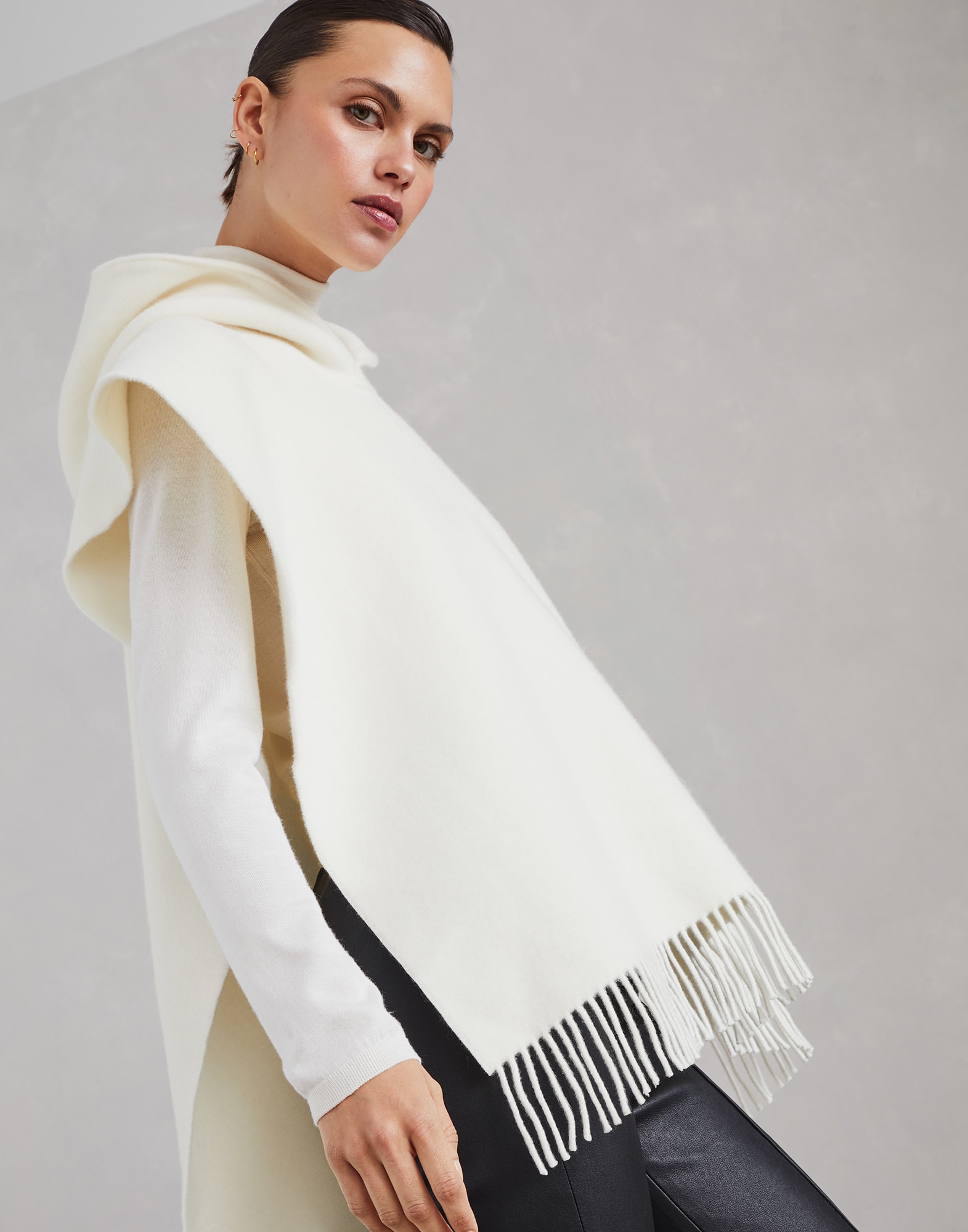 Poncho top & pants 2pc main image 0