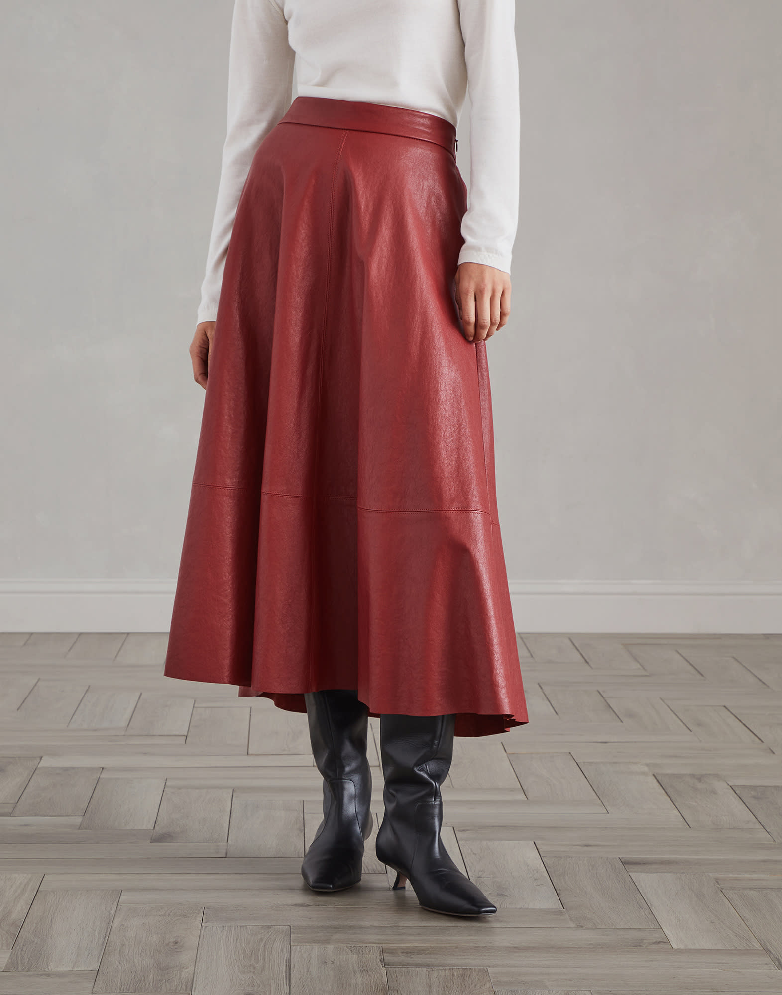 Circle Midi skirt