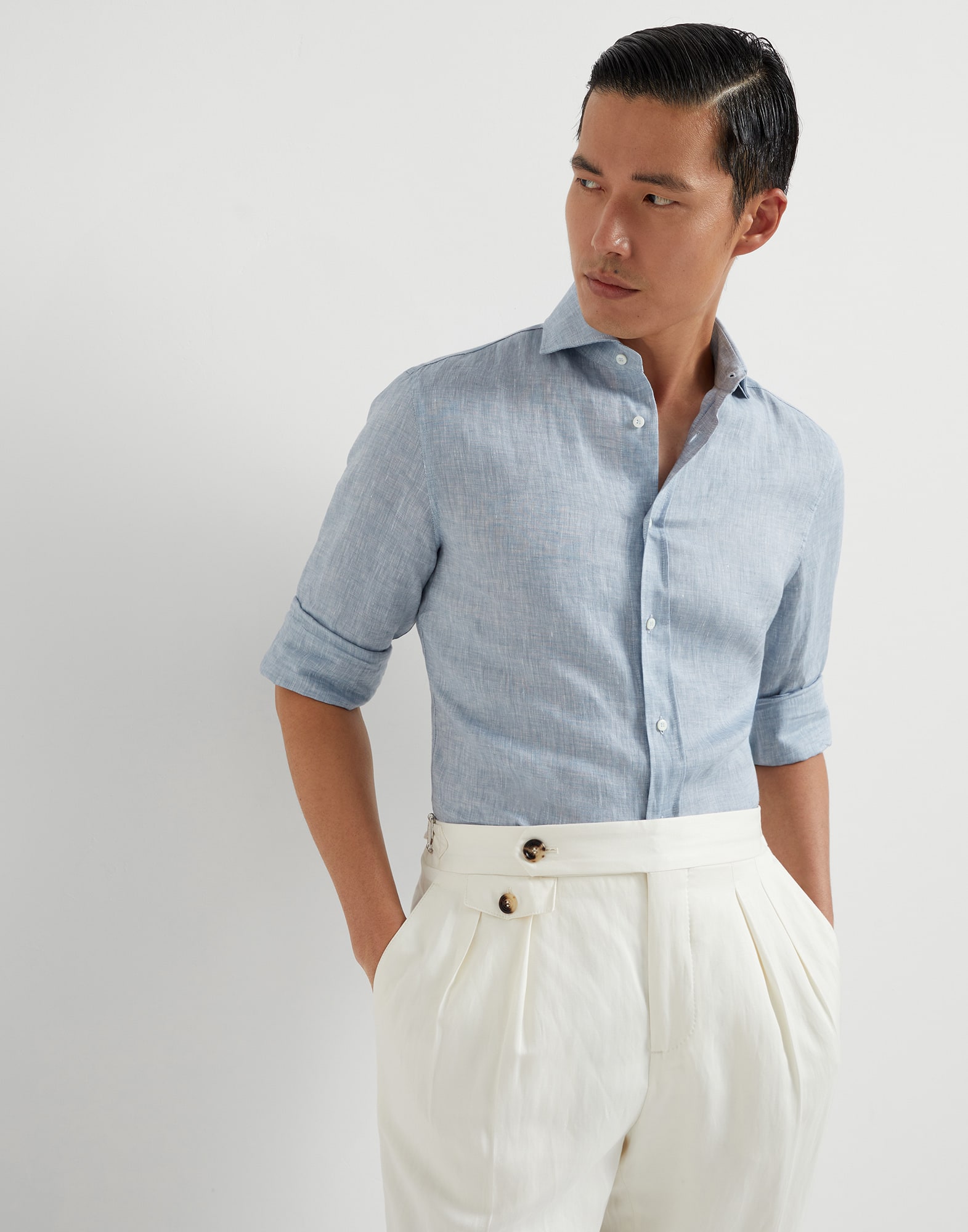 Tシャツ・カットソー BRUNELLO CUCINELLI SS25 Linen shirt (MM6840627 C001) Linen shirt for Man in Sky Blue | Brunello Cucinelli