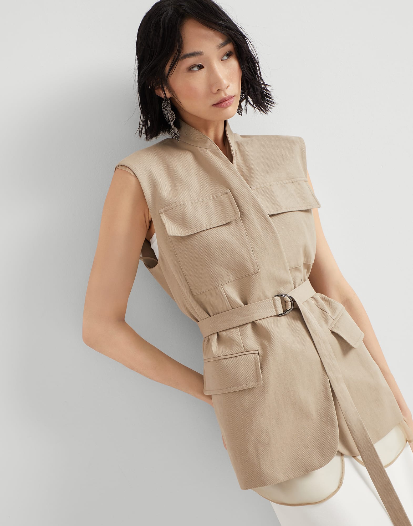 新品】 ブルネロクチネリ ジレ ベージュ Brunello Cucinelli 新品】 ブルネロクチネリ ジレ ベージュ Brunello Cucinelli