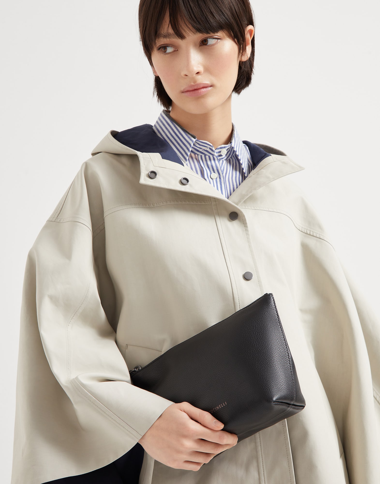 Leather clutch bag with monili for Woman in Light Grey Leather clutch bag with monili for Woman in Light Grey