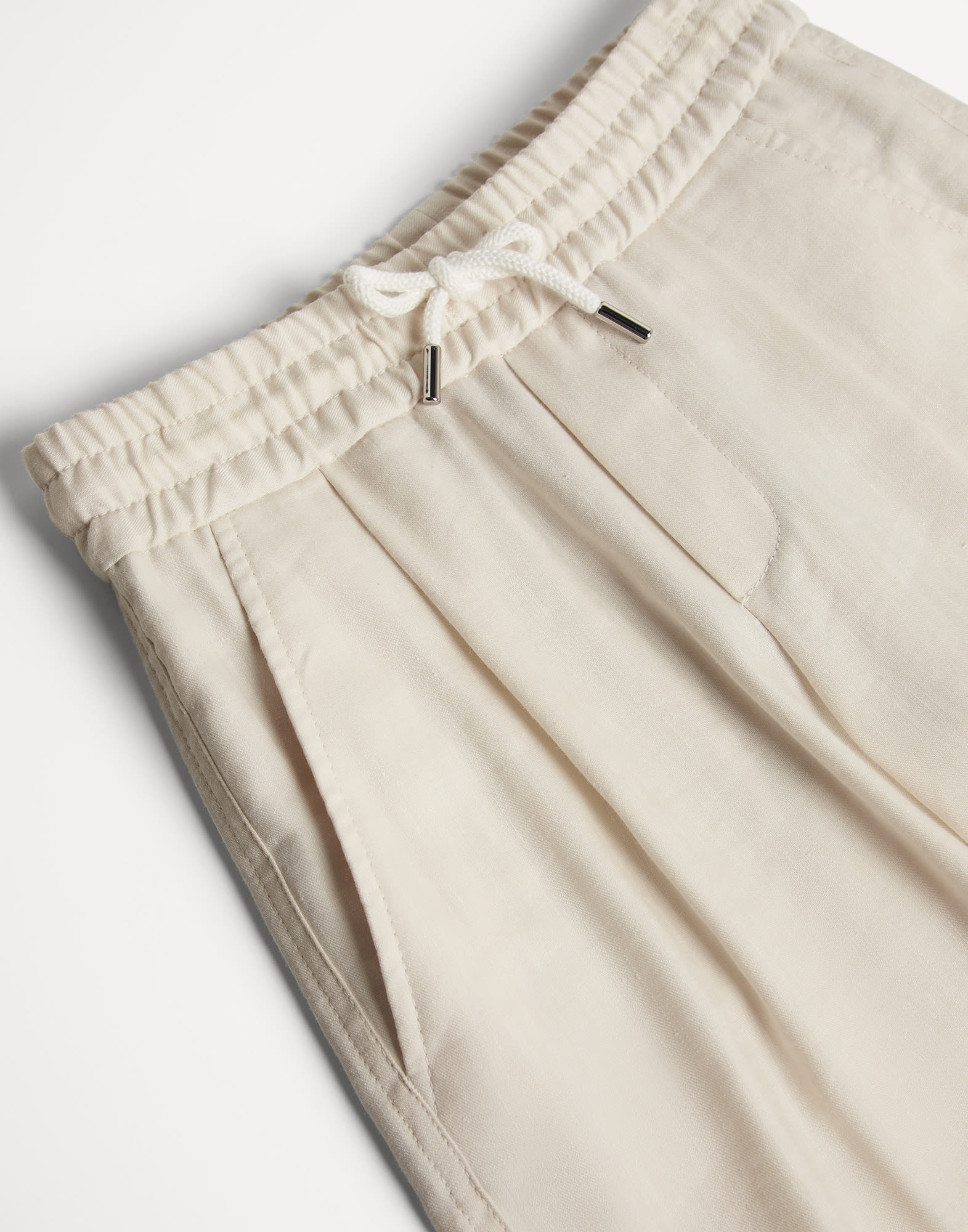 Bermuda Shorts - Detail view - View Full Screen