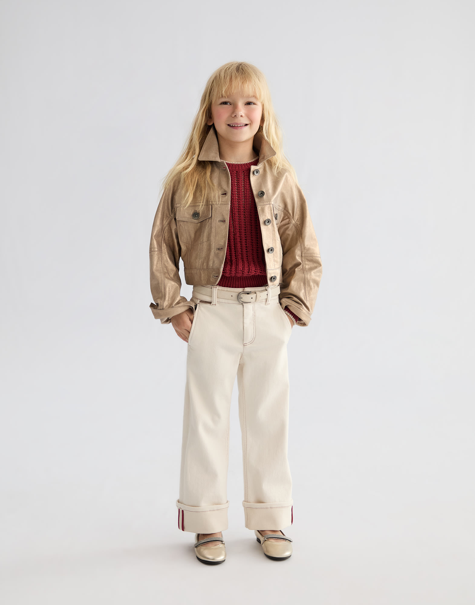 251FOUTFIT26 image number 0