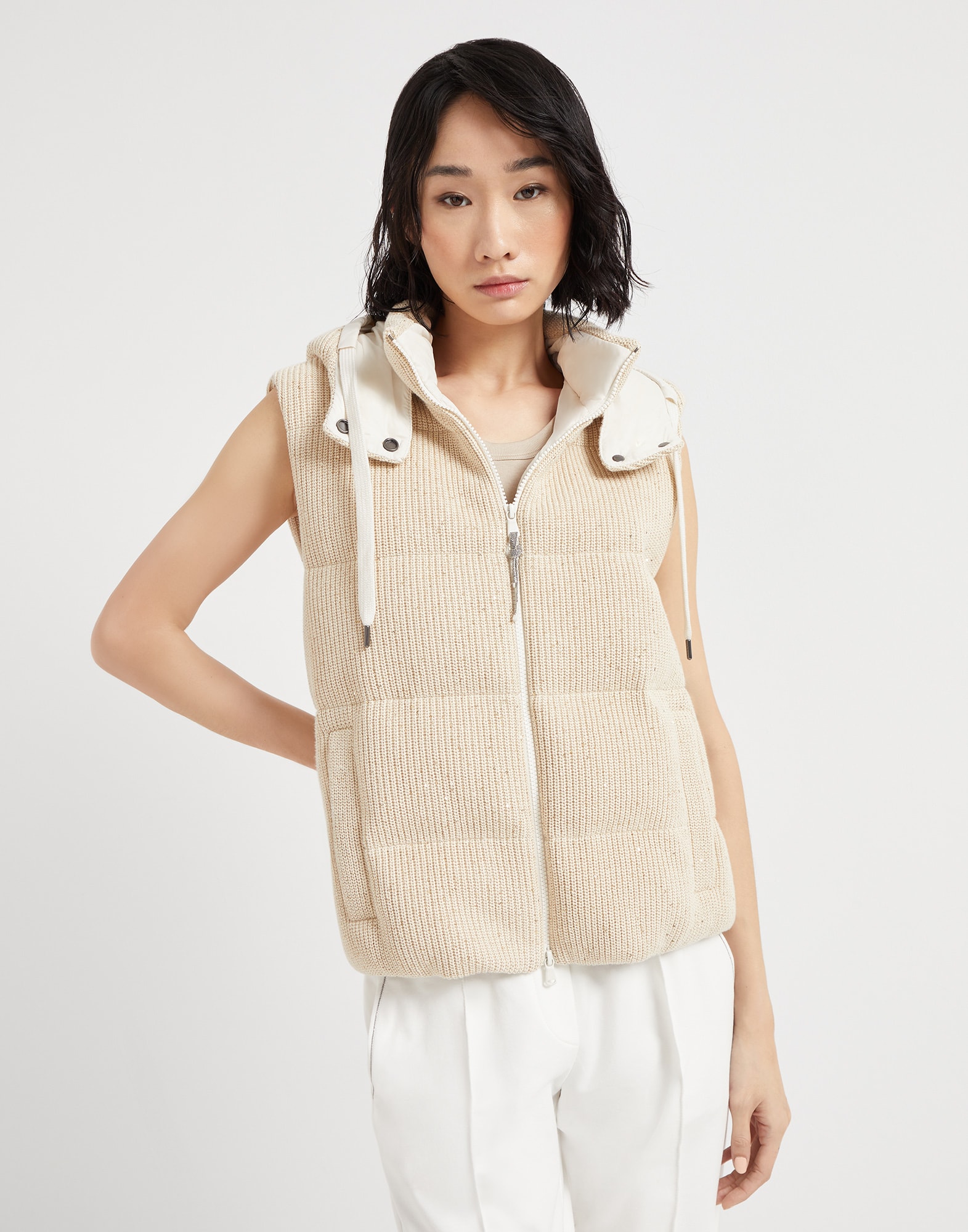 BRUNELLO CUCINELLI フード付きダウンベスト BRUNELLO CUCINELLI フード付きダウンベスト