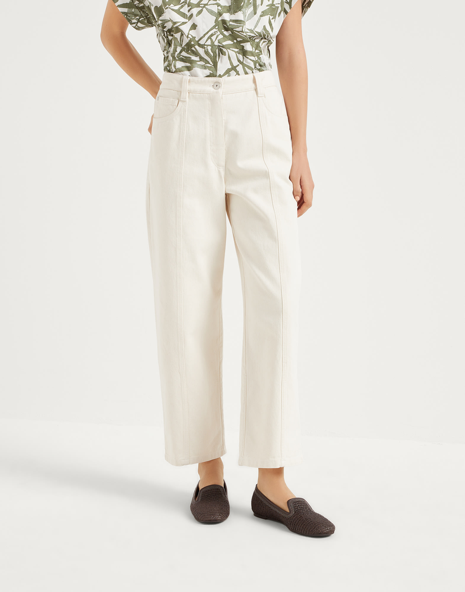 Cropped trousers for Woman in Ecru | Brunello Cucinelli Cropped trousers for Woman in Ecru | Brunello Cucinelli