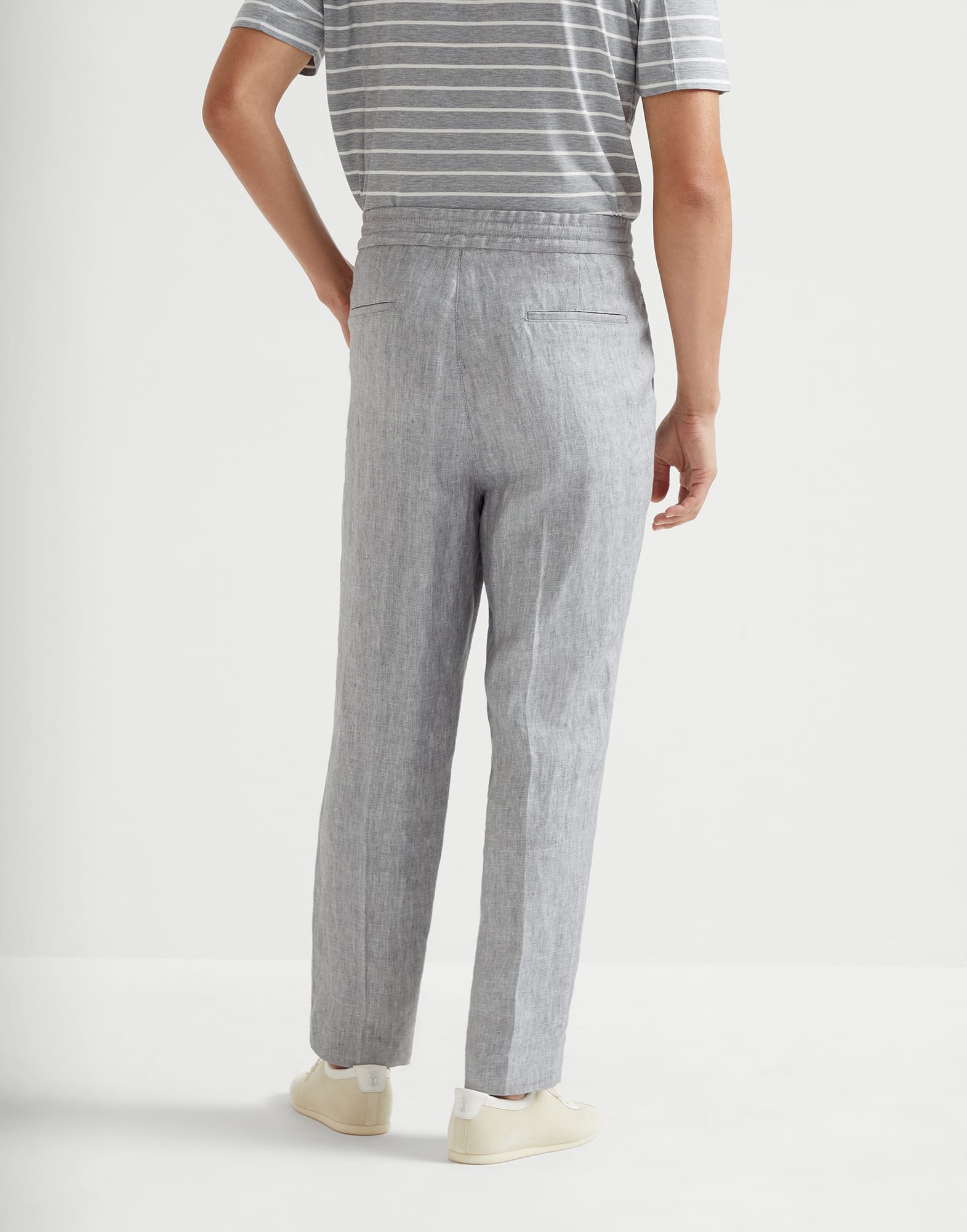 Pleated - Back view - View Full Screen