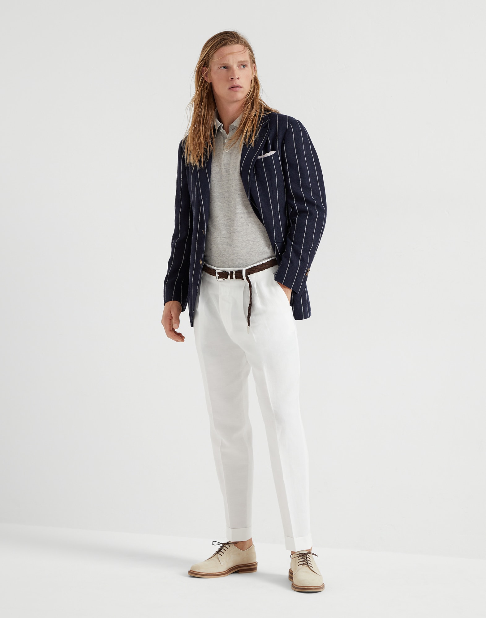 Pleated - Full look - View Full Screen
