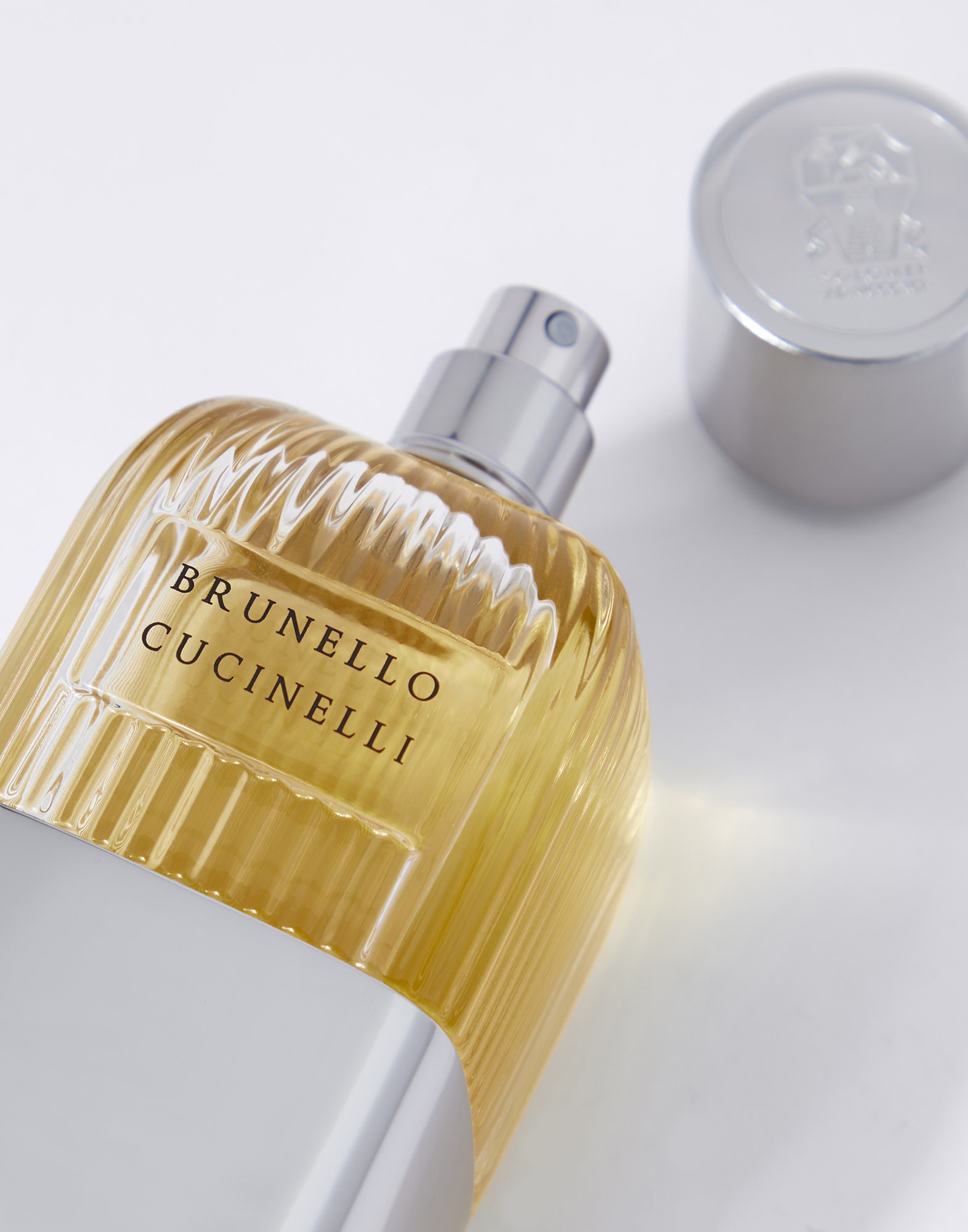 Eau de Parfum 3.4 US fl.oz. (100 ml) - Editorial view - View Full Screen