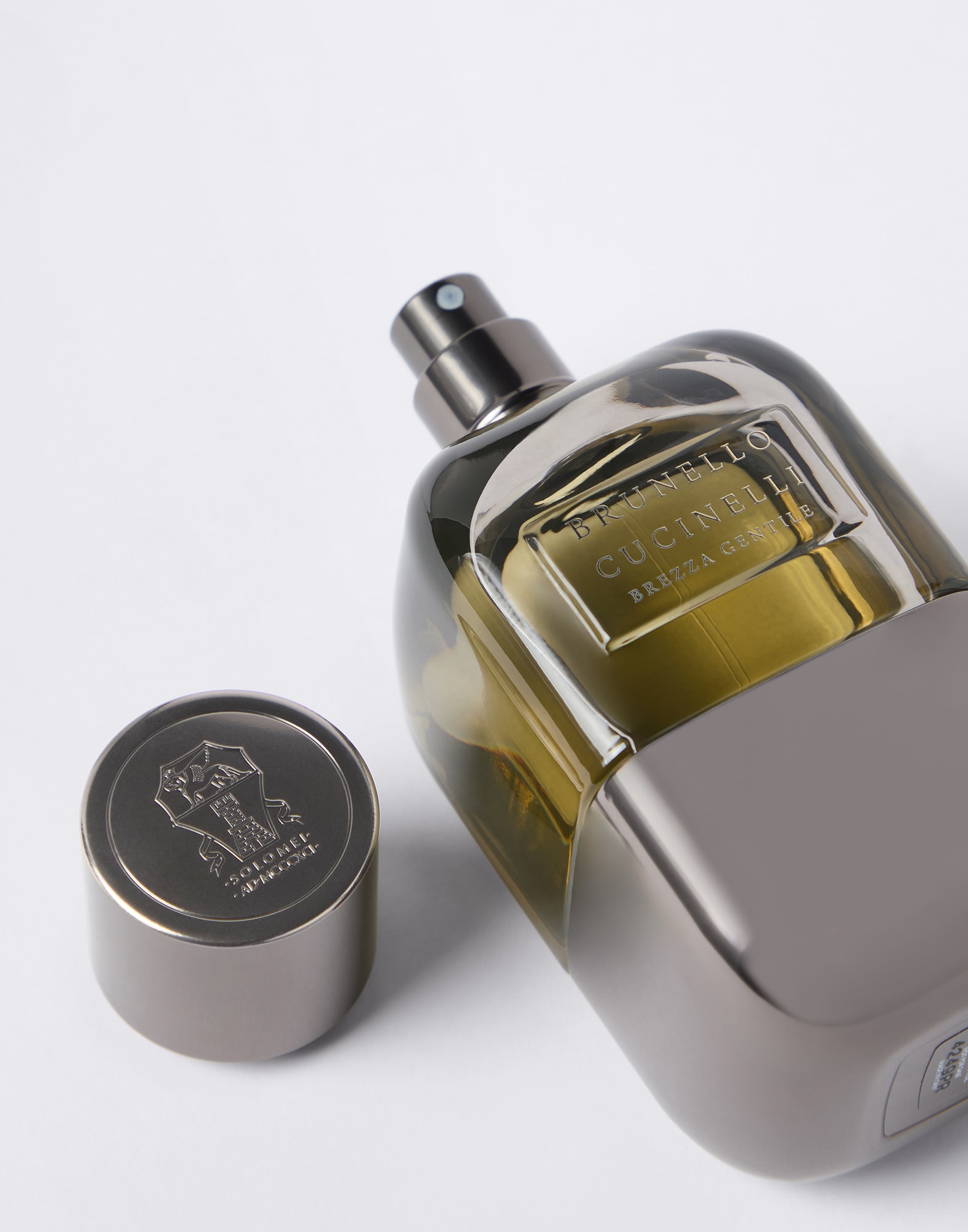 パルファム 100ml - エディトリアル - 全画面表示