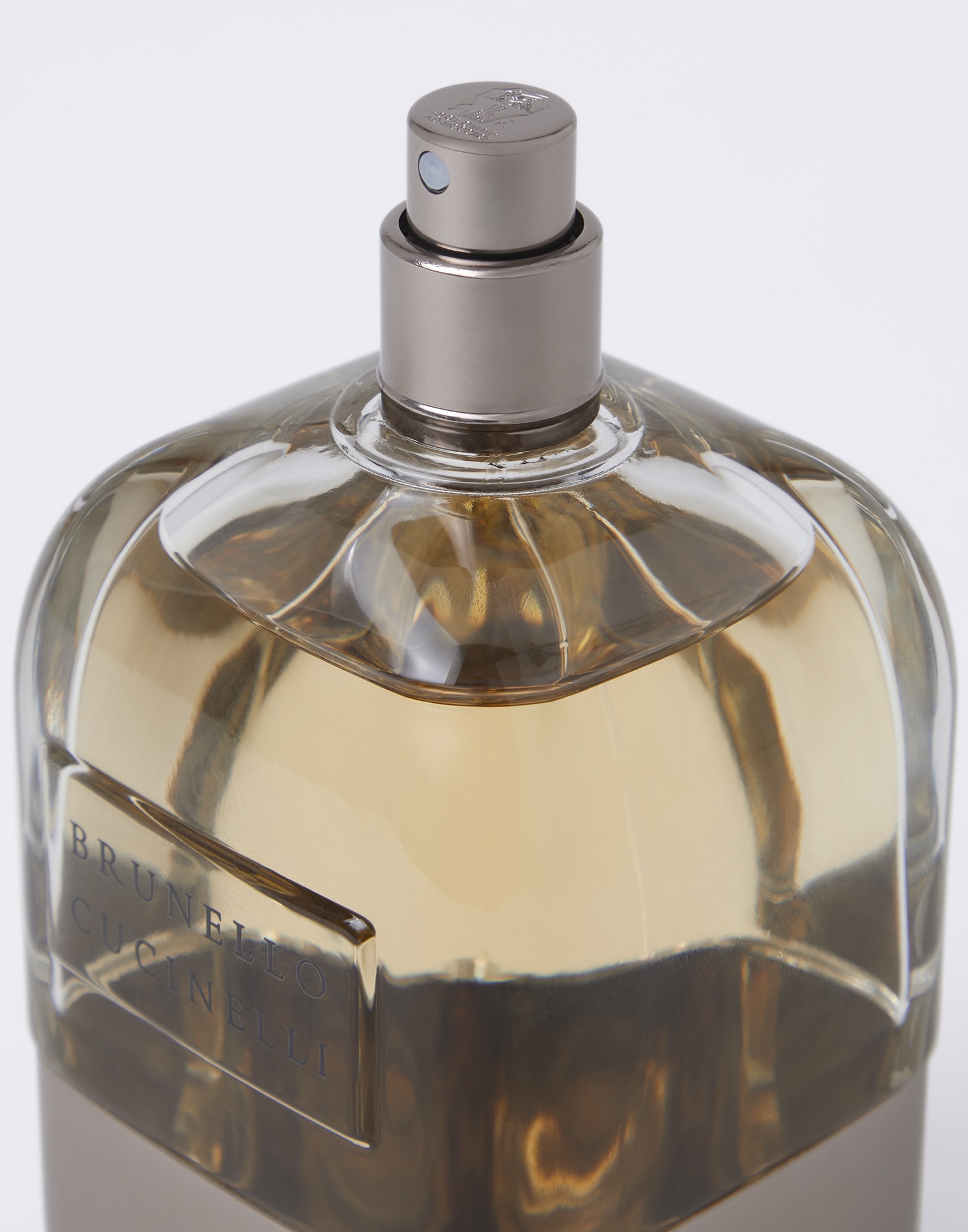 Eau de Parfum 5 US fl.oz. (150 ml) - Editorial view - View Full Screen