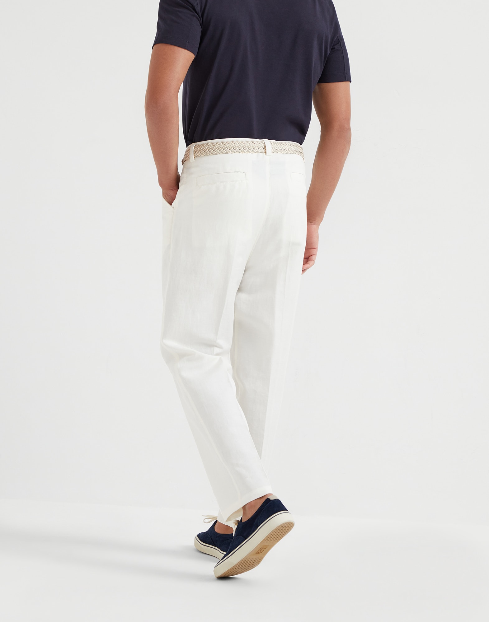 Flat front - Back view - View Full Screen