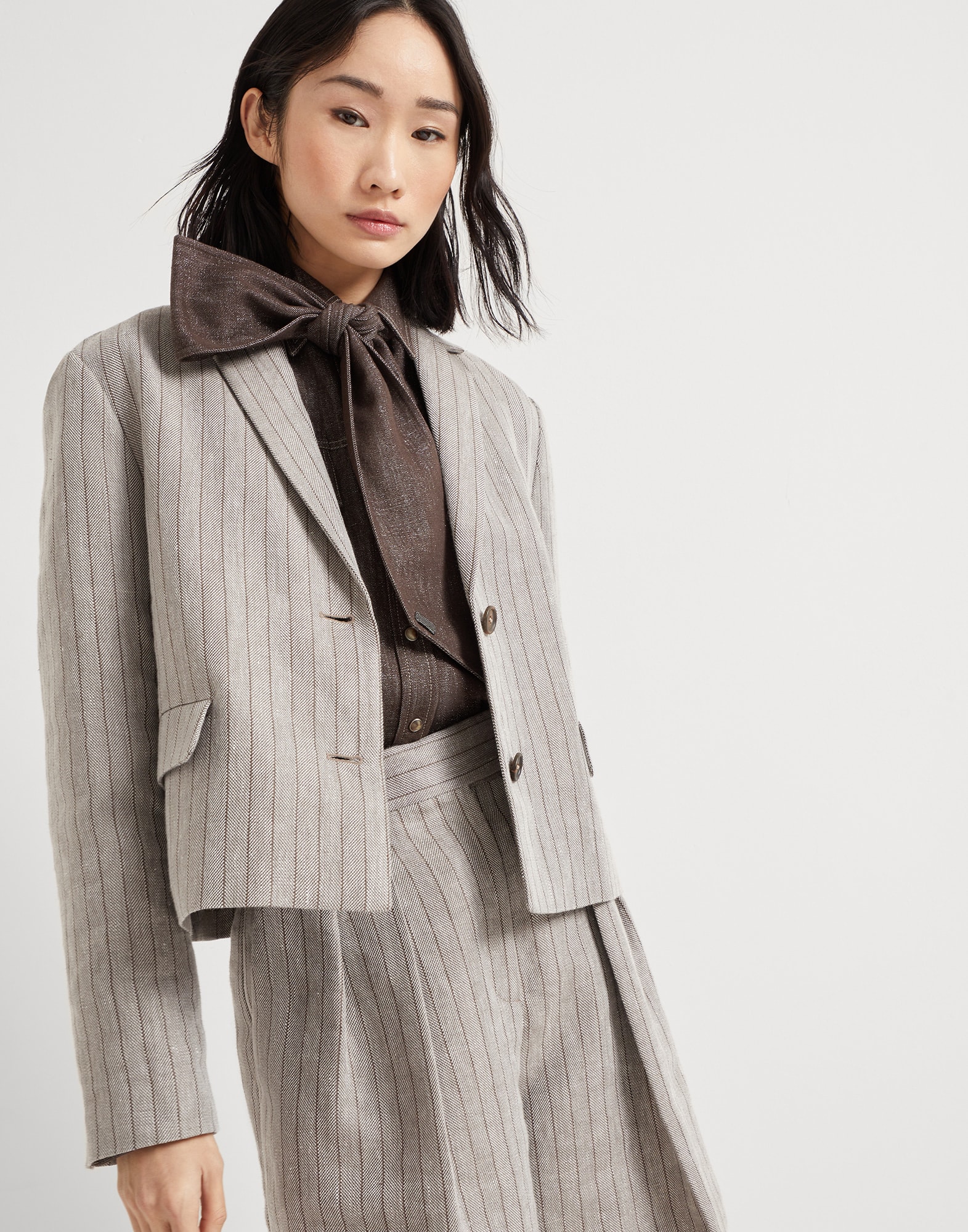 Cropped blazer with monili Grey Woman -
Brunello Cucinelli