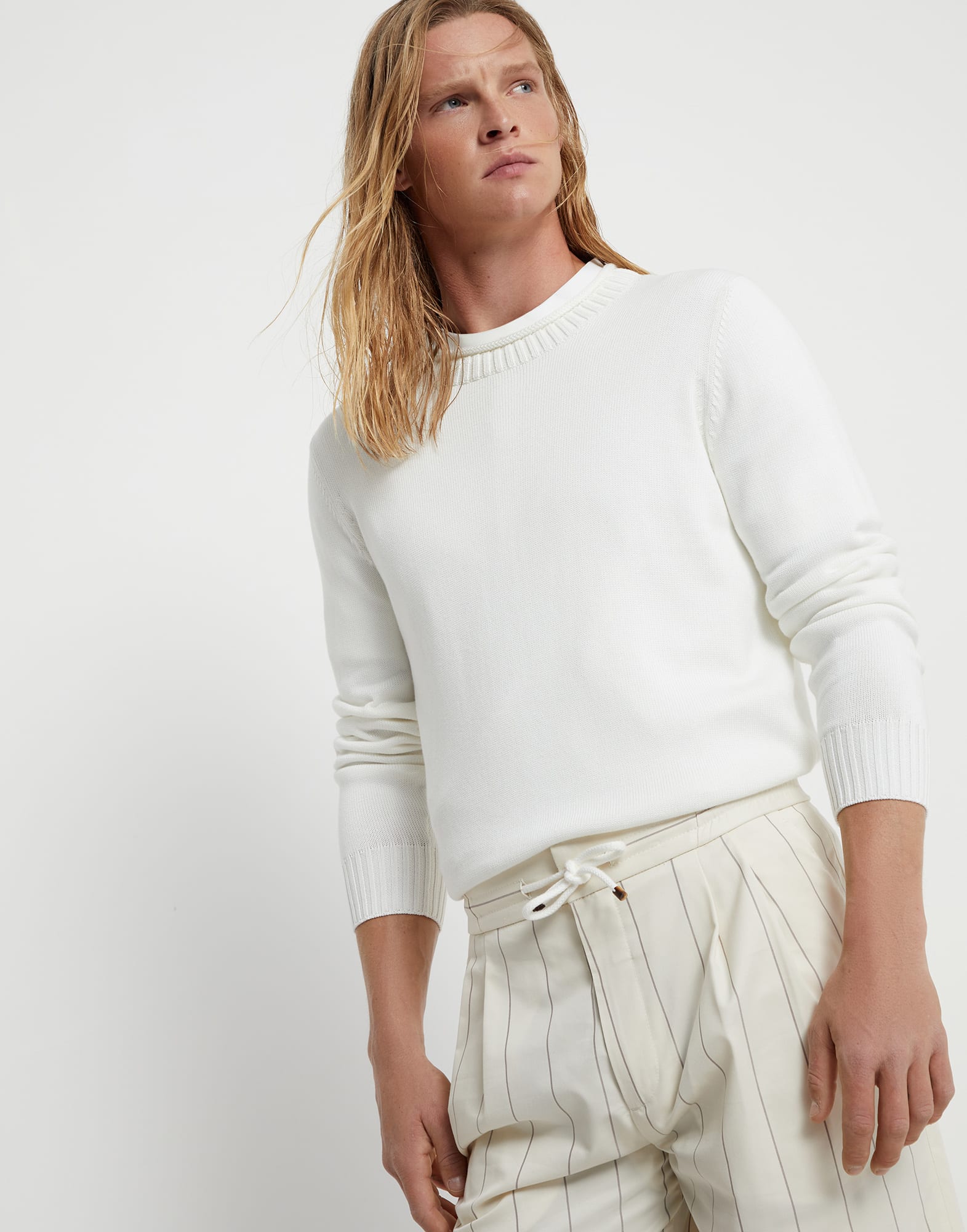 Crewneck - Editorial view - View Full Screen