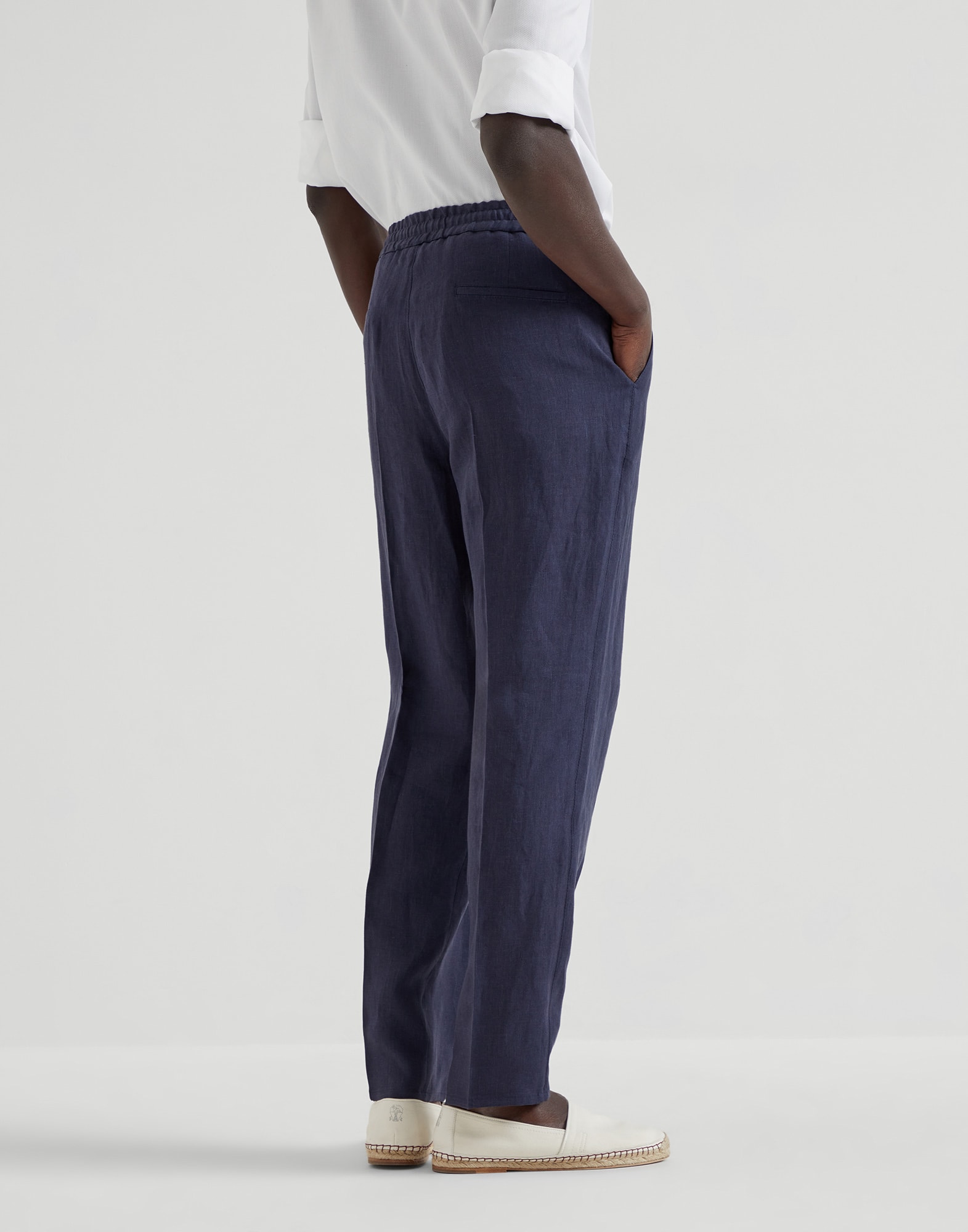 Pleated - Back view - View Full Screen