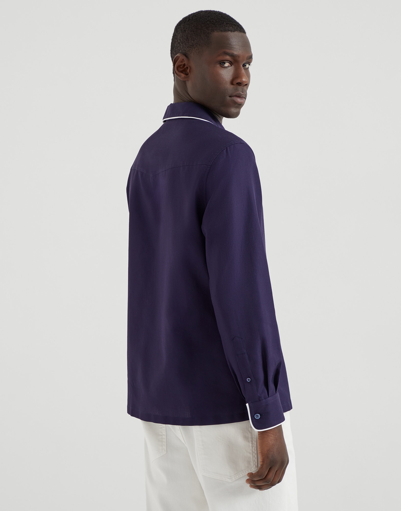 Easy - Back view - View Full Screen