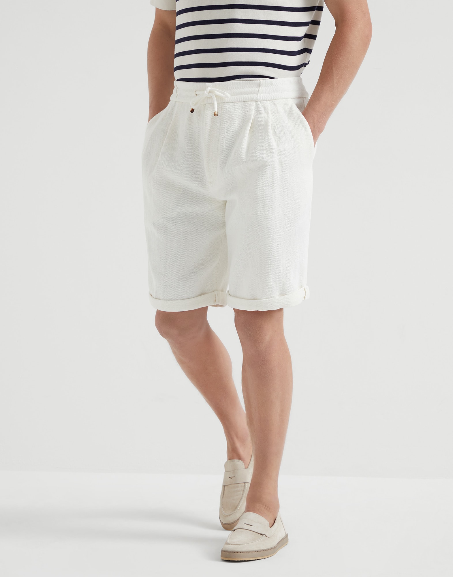 Bermuda Shorts - Front view - View Full Screen