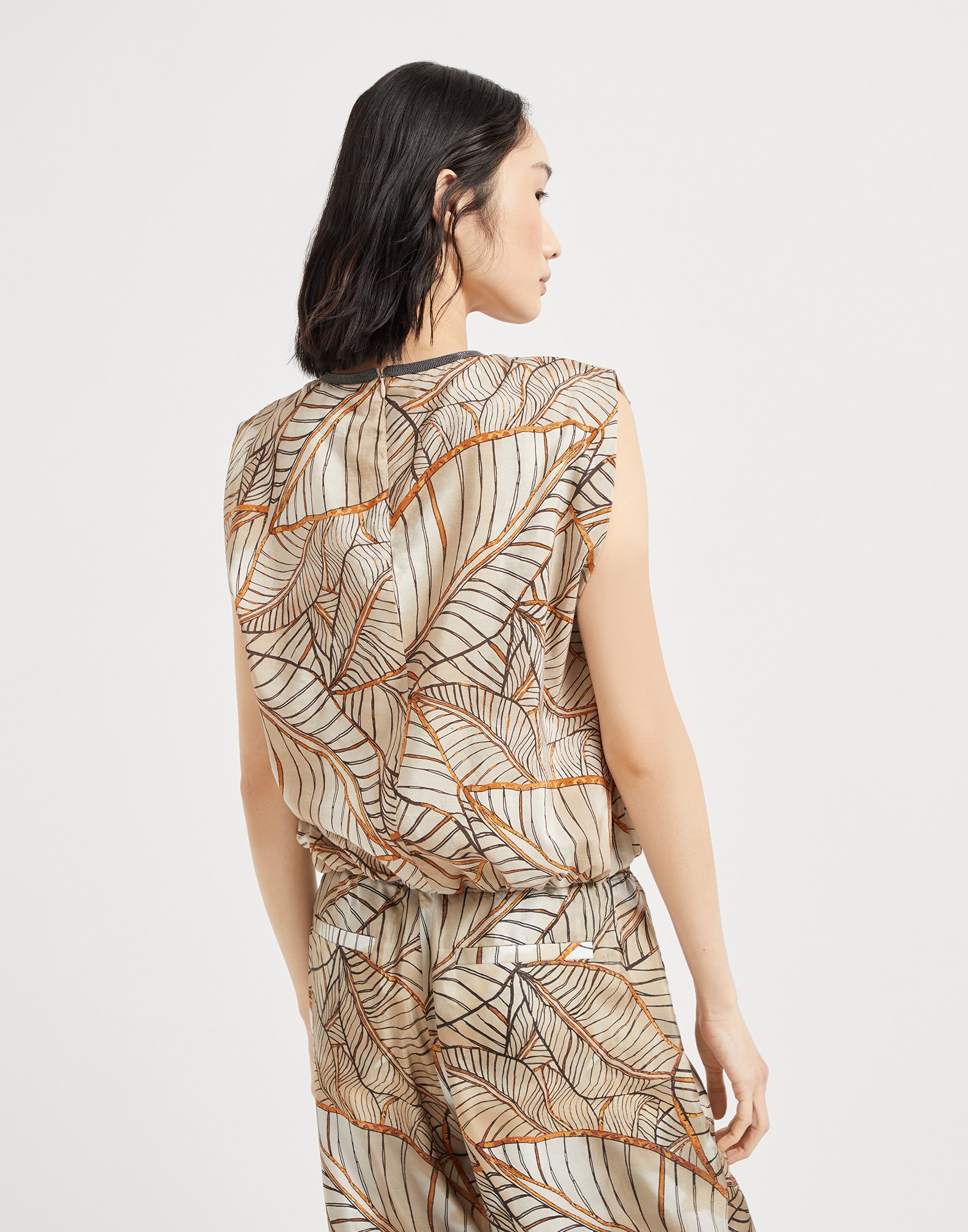 Top - Back view - View Full Screen