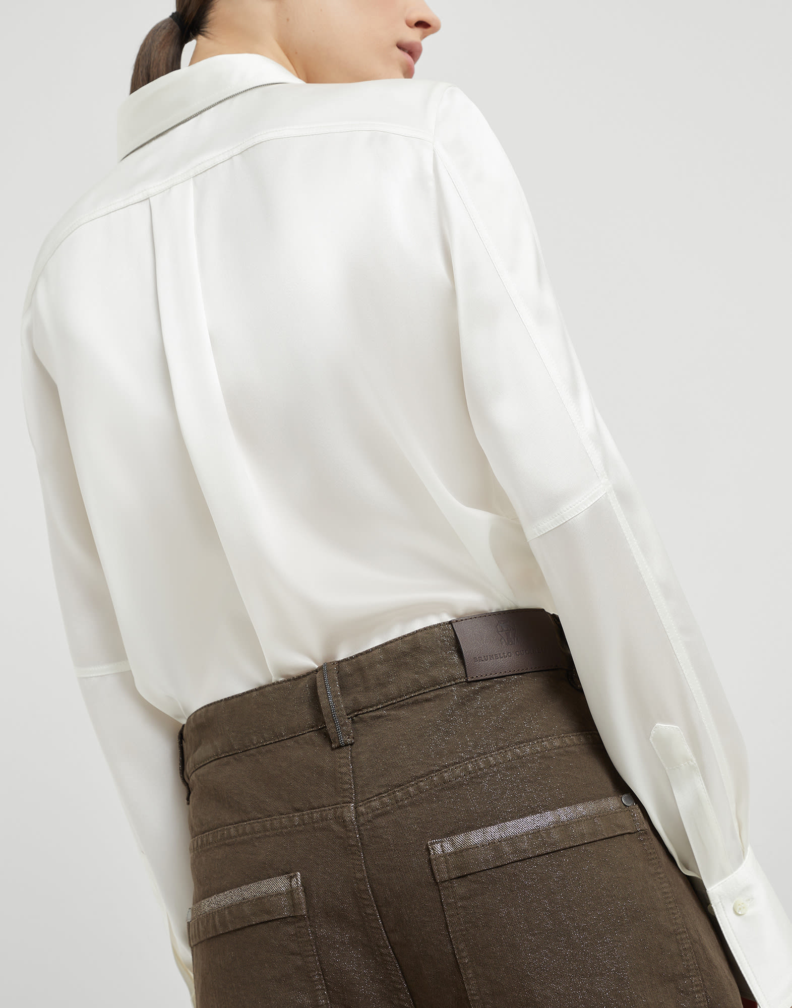 Regular - Detail view - View Full Screen