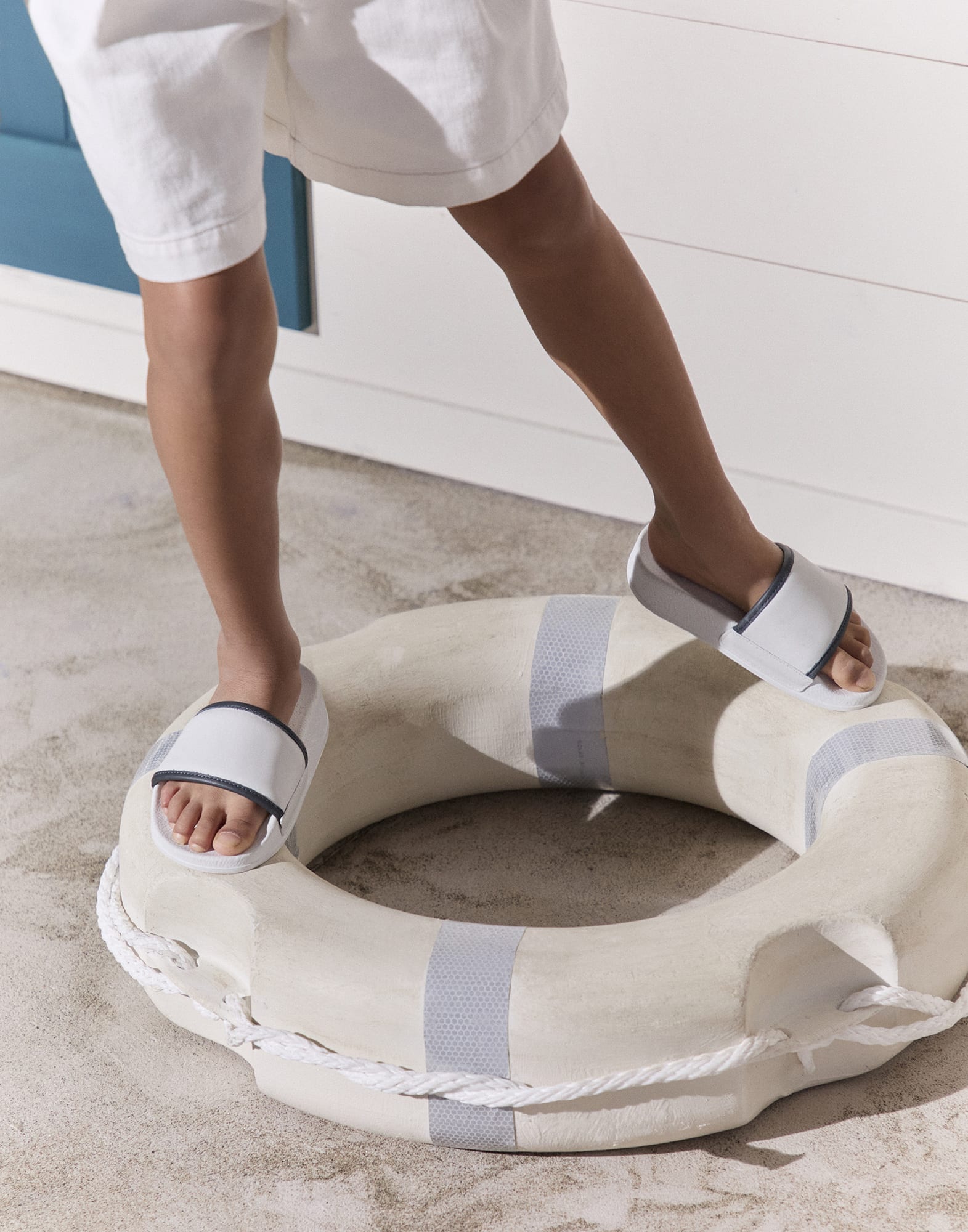 Sandals - Editorial view - View Full Screen