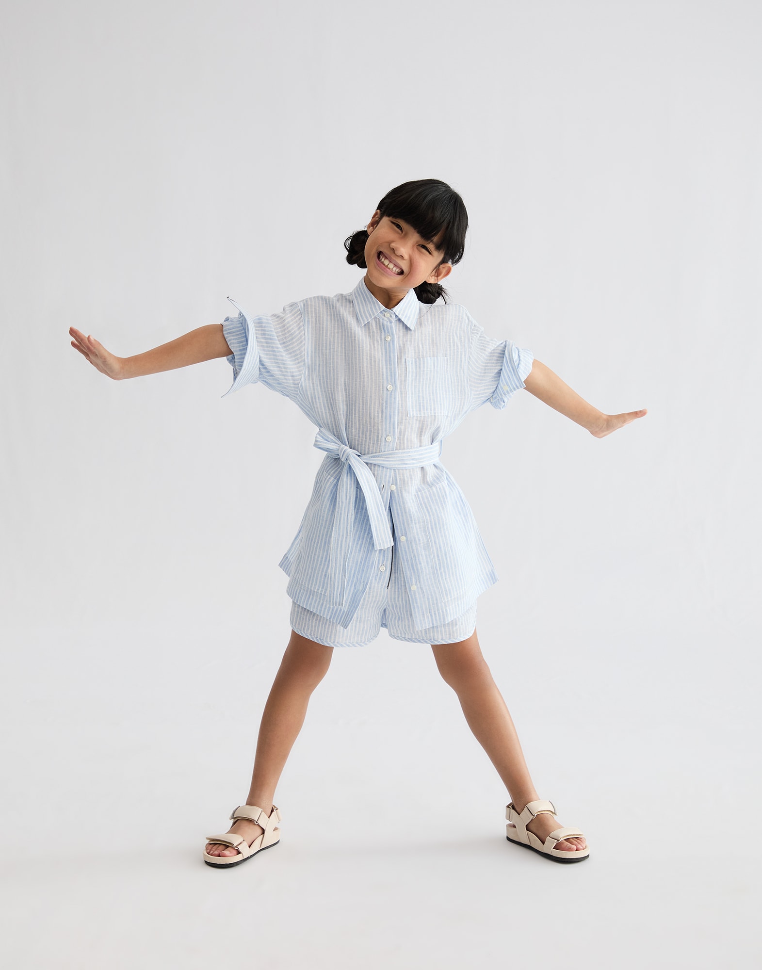 251FOUTFITTWINWEARHS2 image number 0