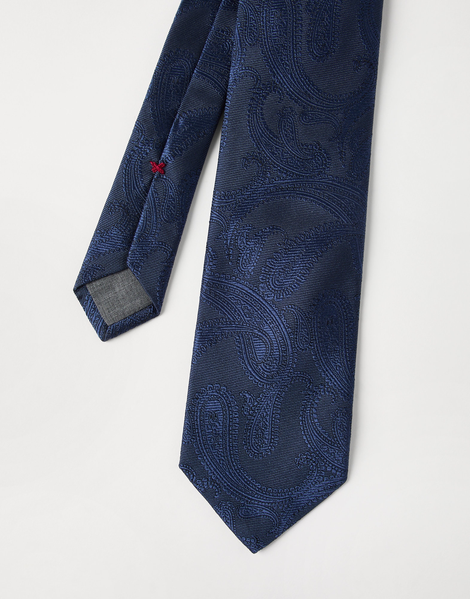 Tie - Detail view - View Full Screen