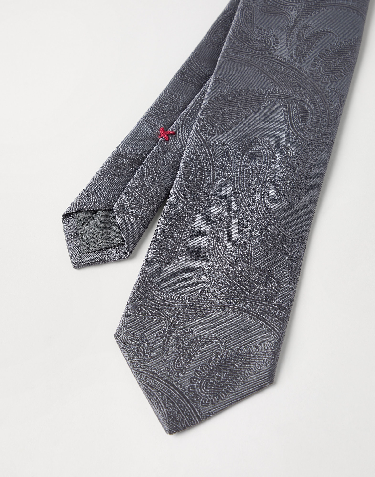 Tie - Detail view - View Full Screen