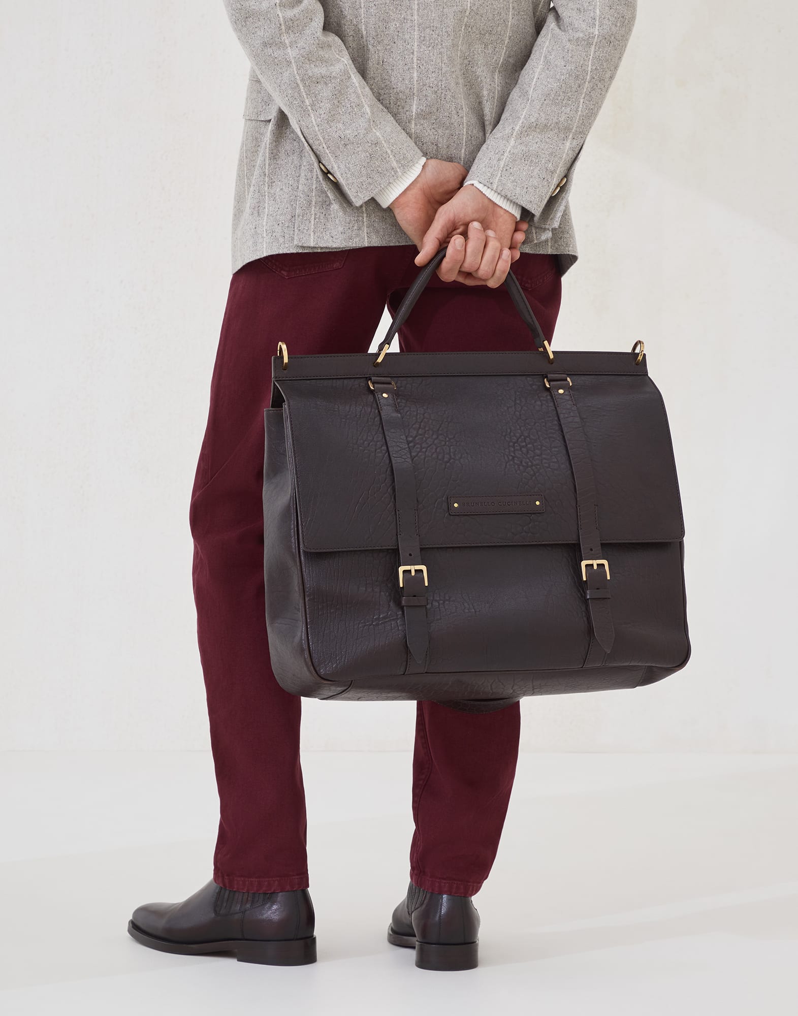 Travel Bag - Editorial view - View Full Screen
