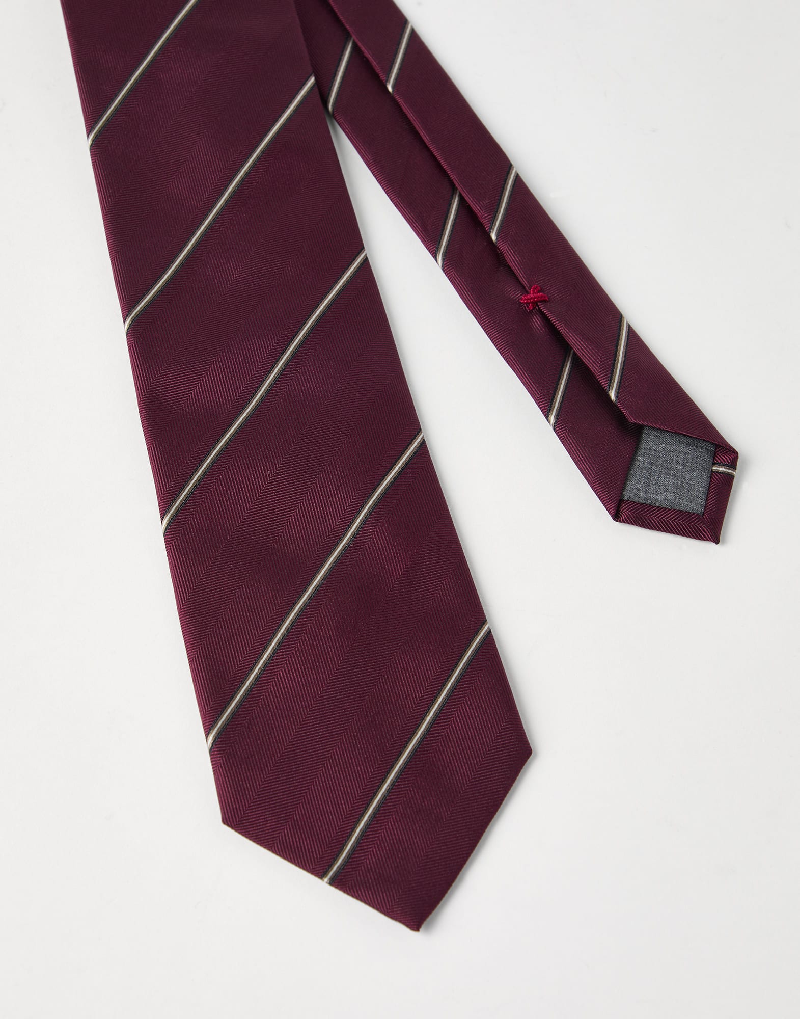 Tie - Detail view - View Full Screen