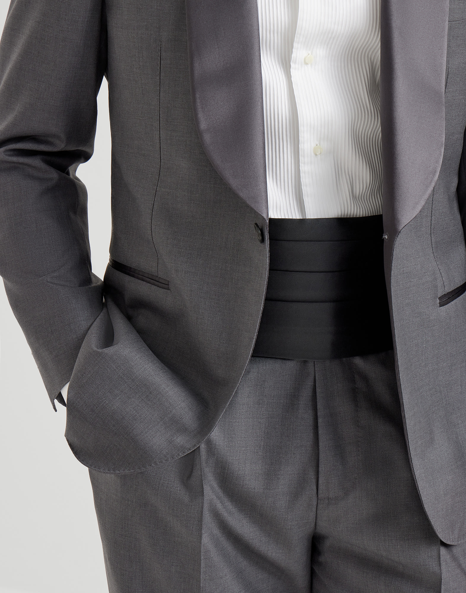 Evening Wear Accessories - Editorial view - View Full Screen