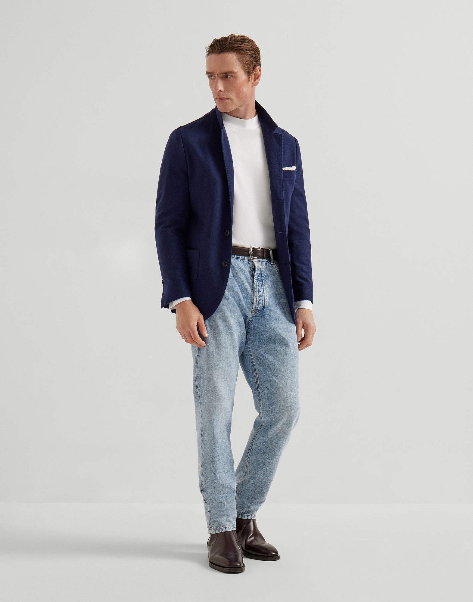 Single Breasted Blazer - Full look - View Full Screen