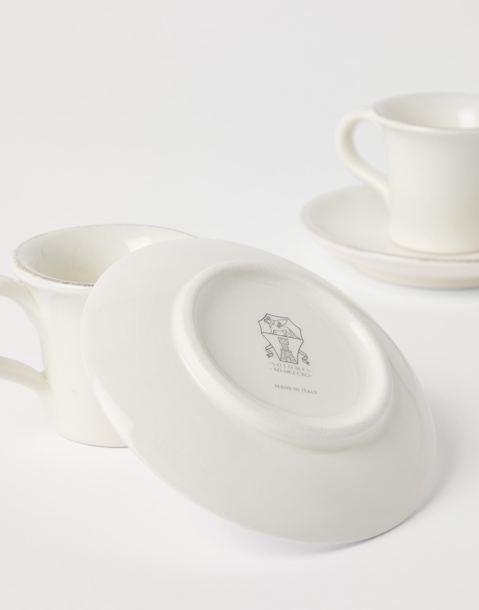 Ceramic Tableware - Detail view - View Full Screen