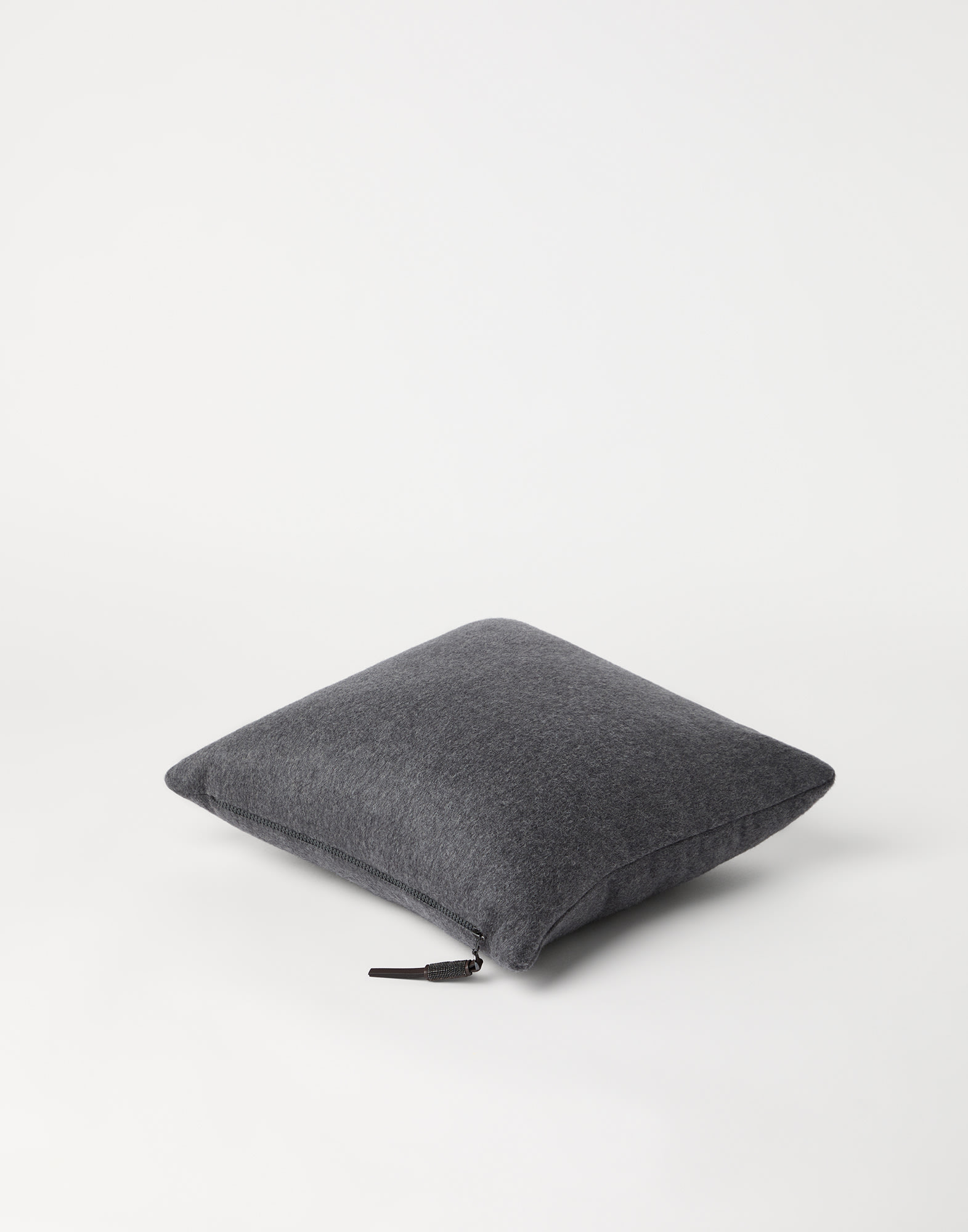Cuscino in beaver di cashmere Piombo Lifestyle - Brunello Cucinelli